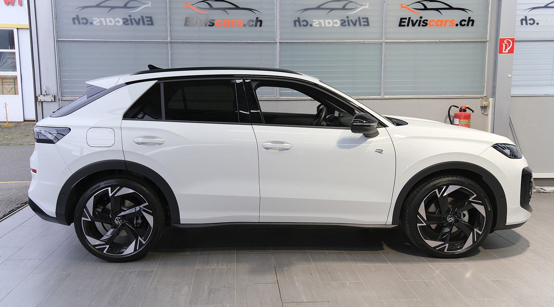 VW T-Roc 1.5 eTSI mHEV R-Line DSG "Black Style "-image-26