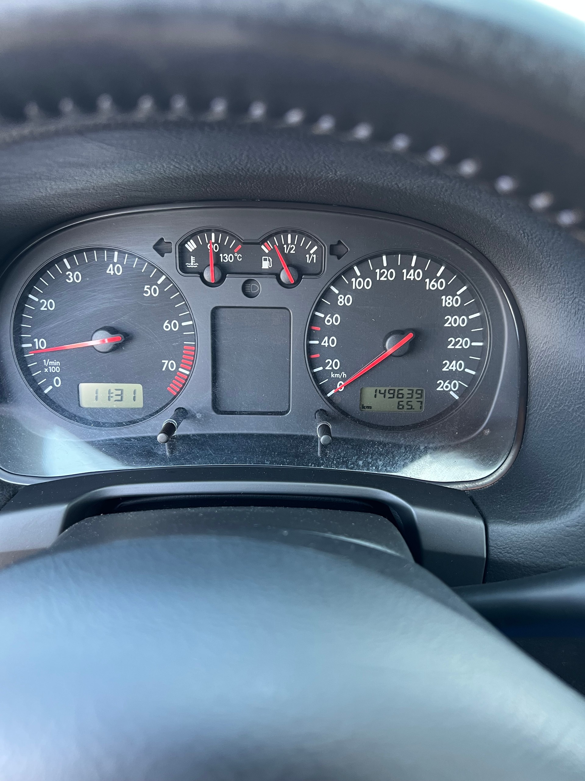VW Golf 1.6 16V-image-10