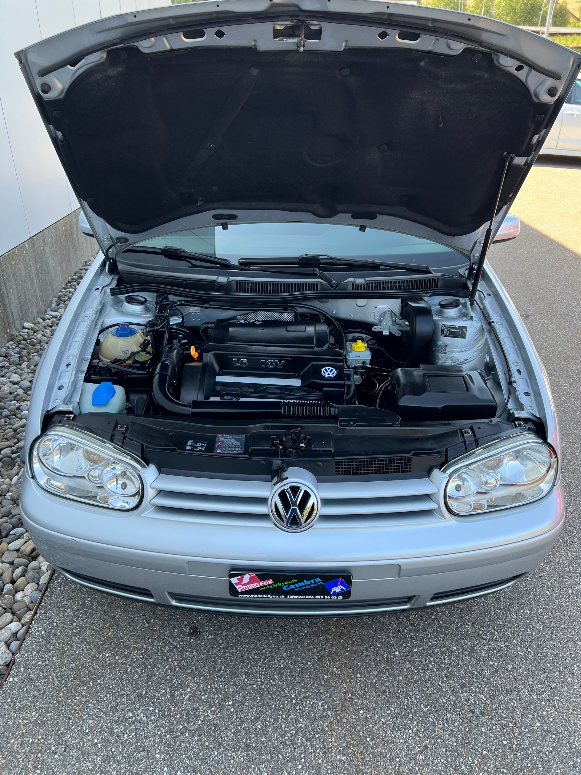 VW Golf 1.6 16V-image-4