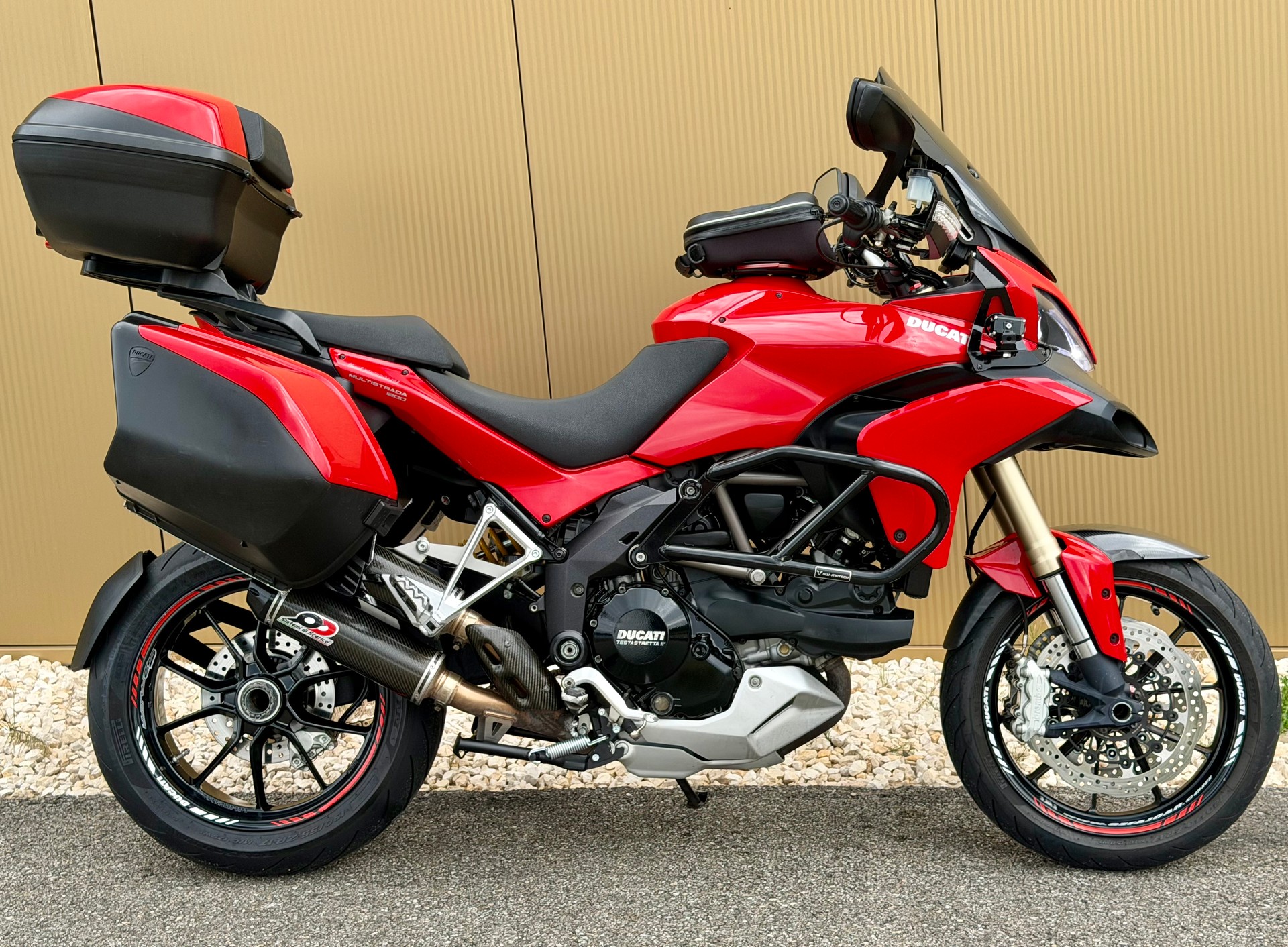 DUCATI Multistrada 1200 ABS-showroom-element-3