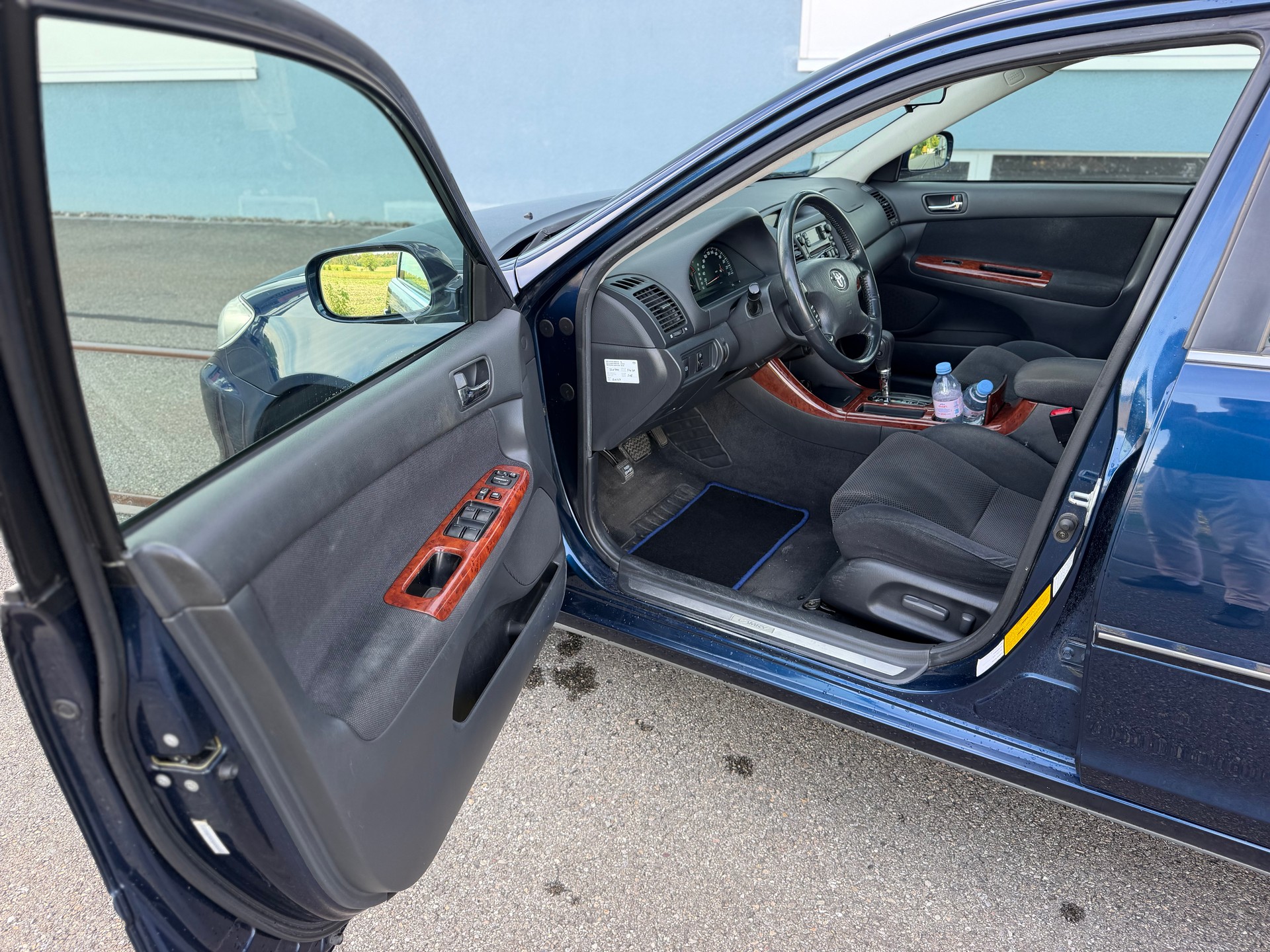 TOYOTA Camry 2.4-image-15
