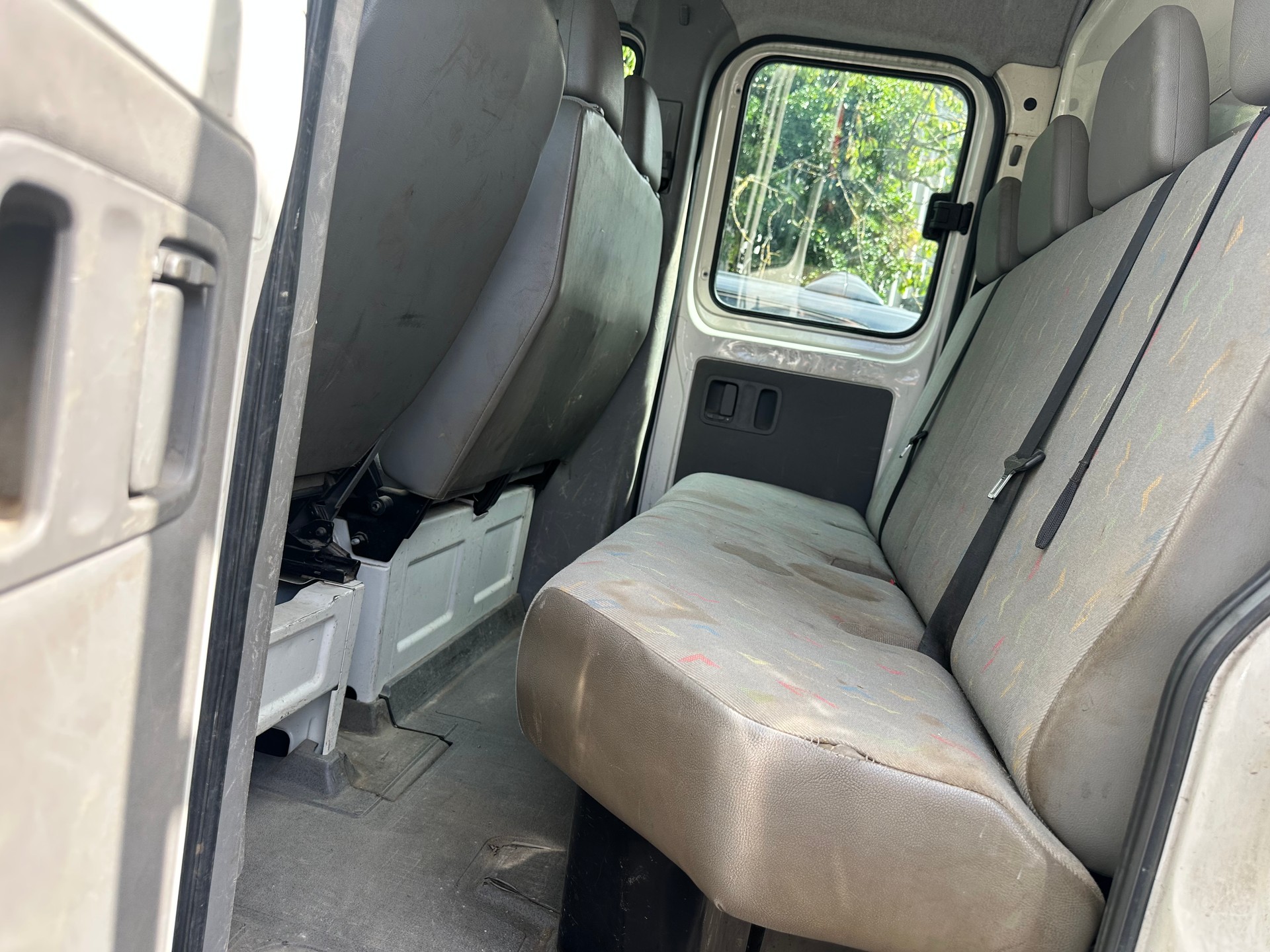 VW Crafter 35 2.5 TDI-image-7