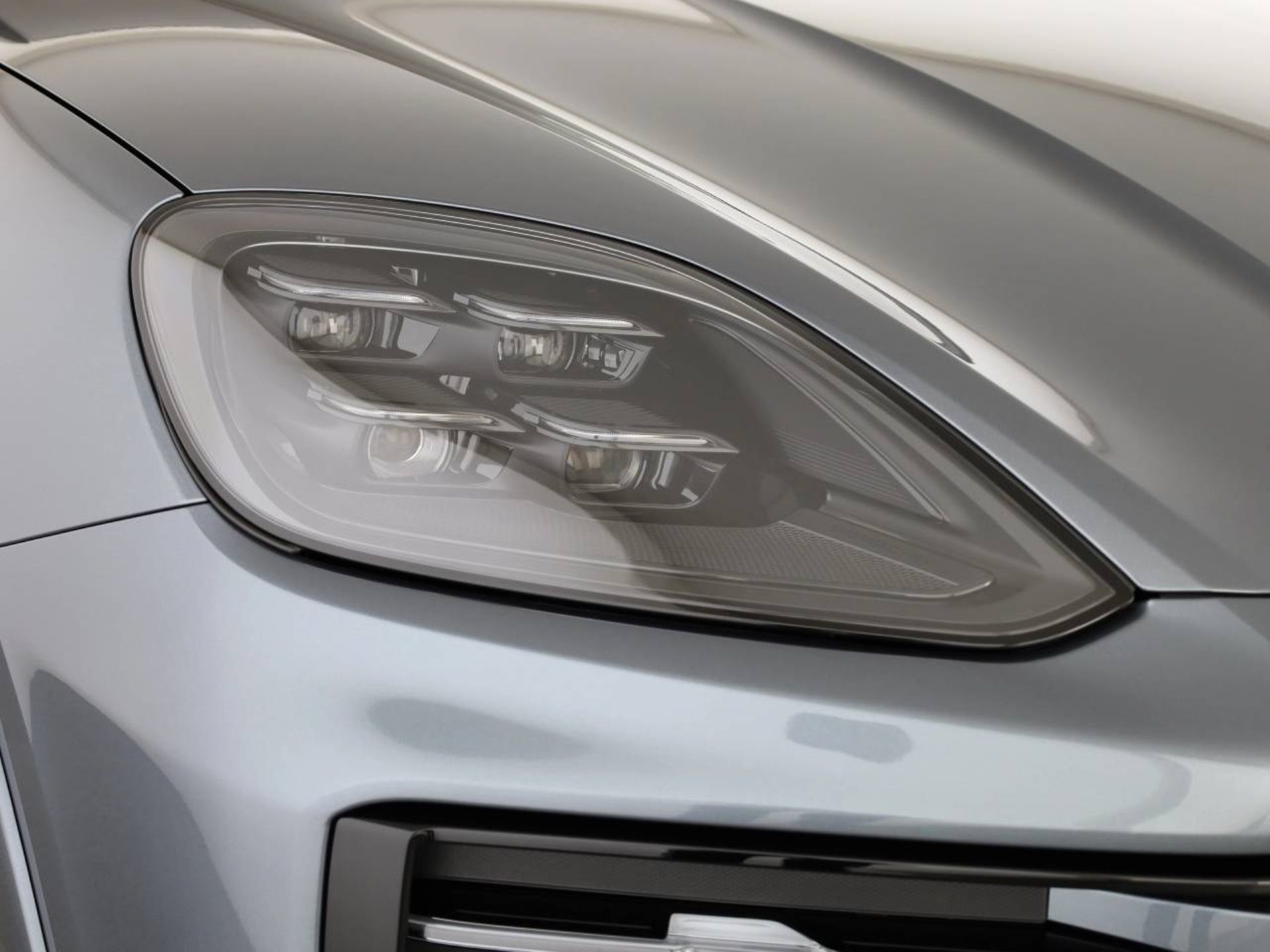 PORSCHE Cayenne GTS Coupé-image-7
