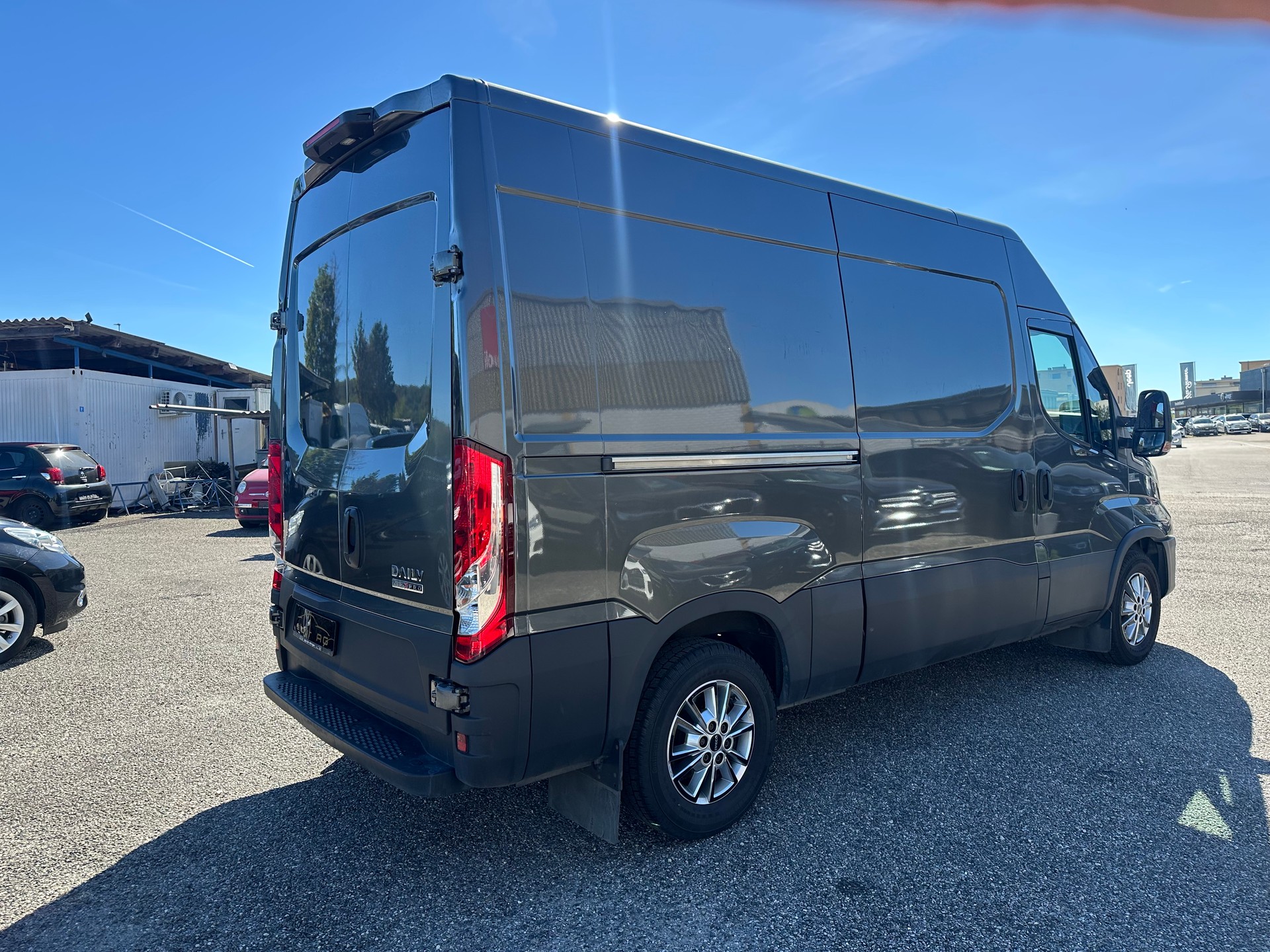 IVECO 35 S 18H V Eco-image-4