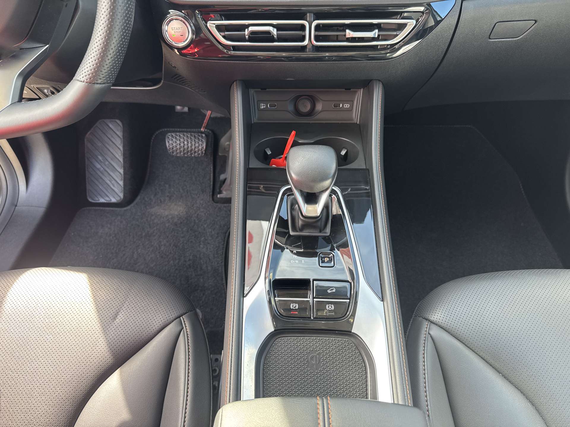 MG HS 1.5 T Luxury Automat 170PS-image-10