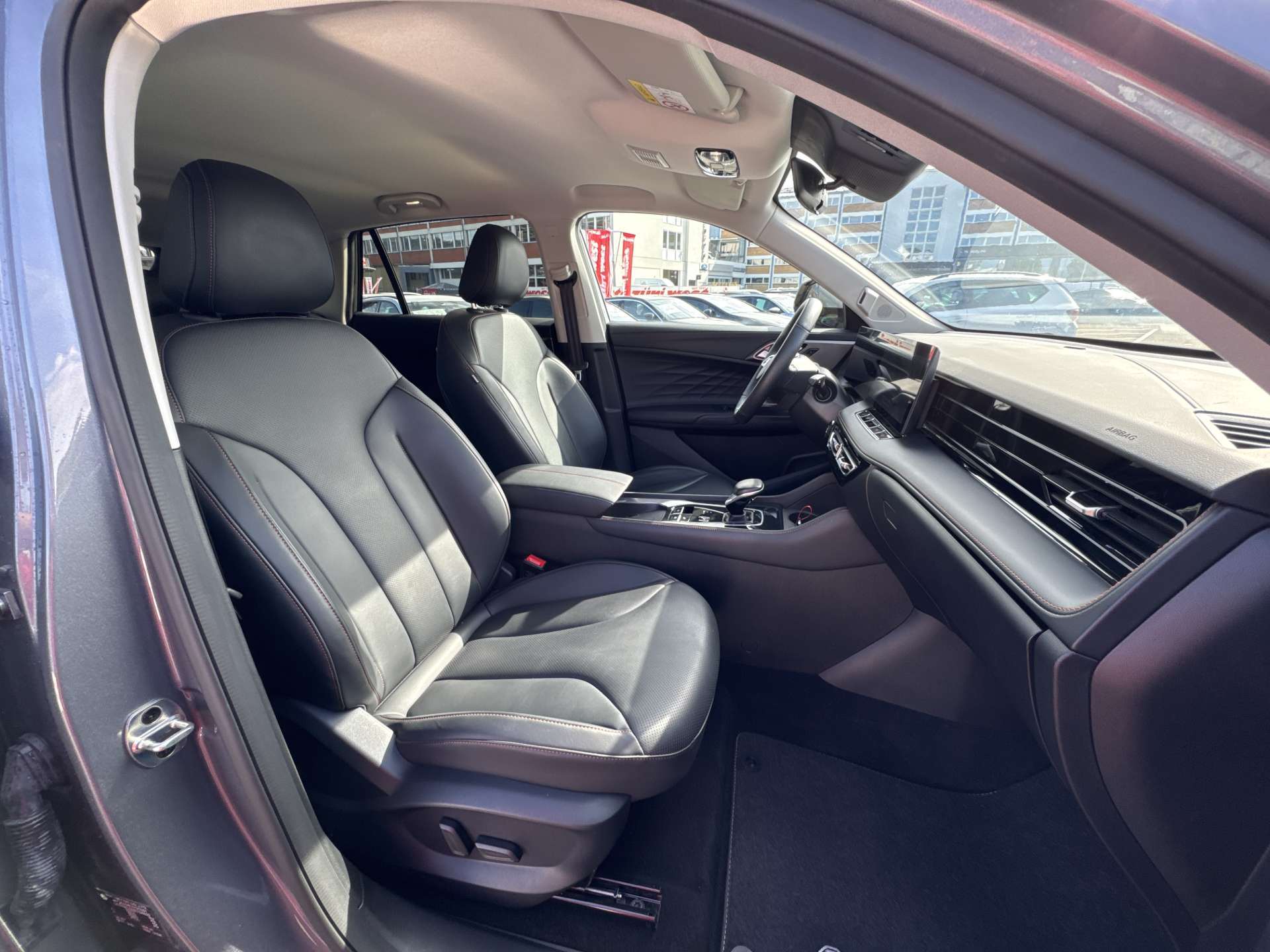 MG HS 1.5 T Luxury Automat 170PS-image-11