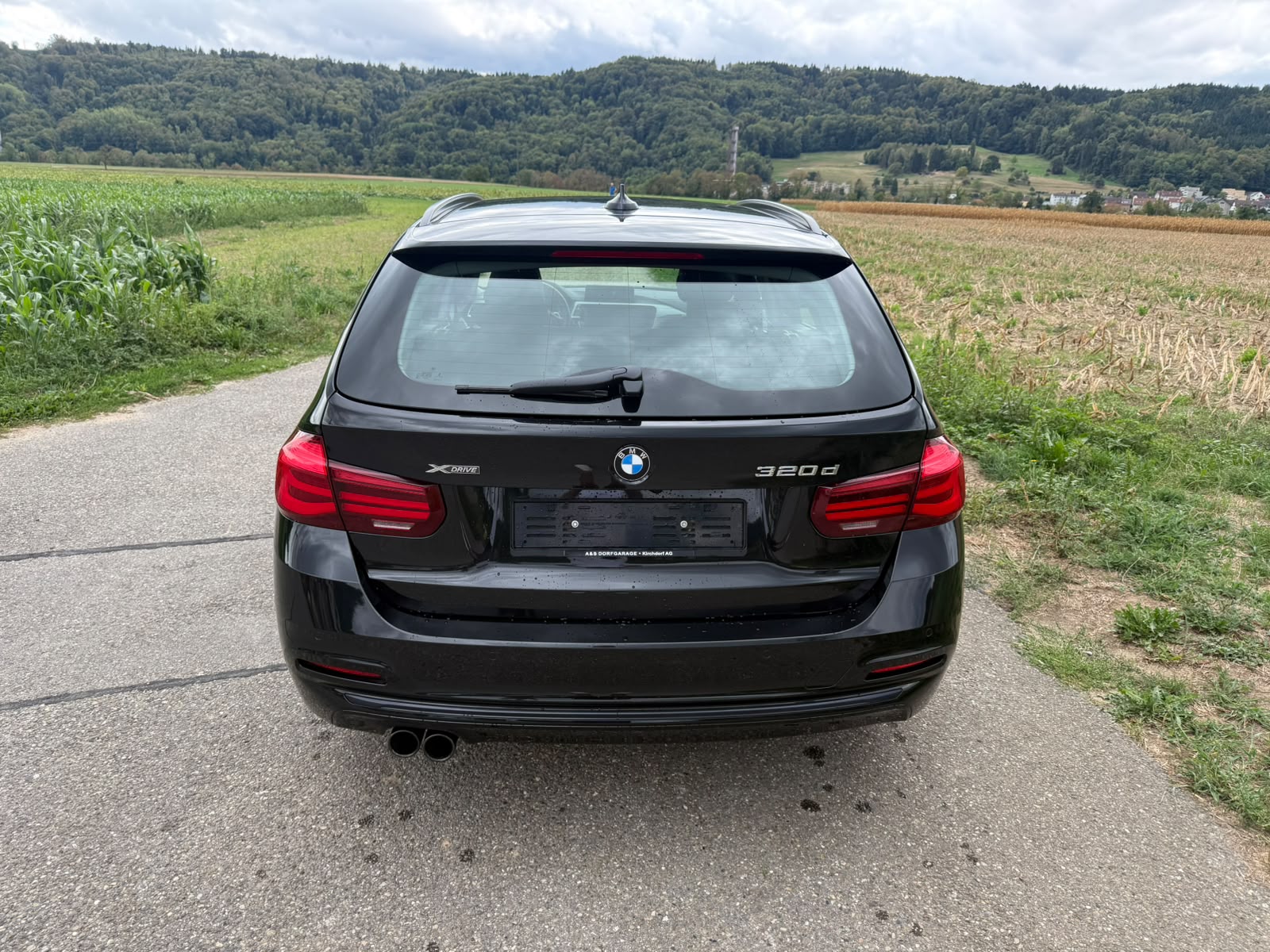 BMW 320d Touring Modern Line Steptronic-image-3