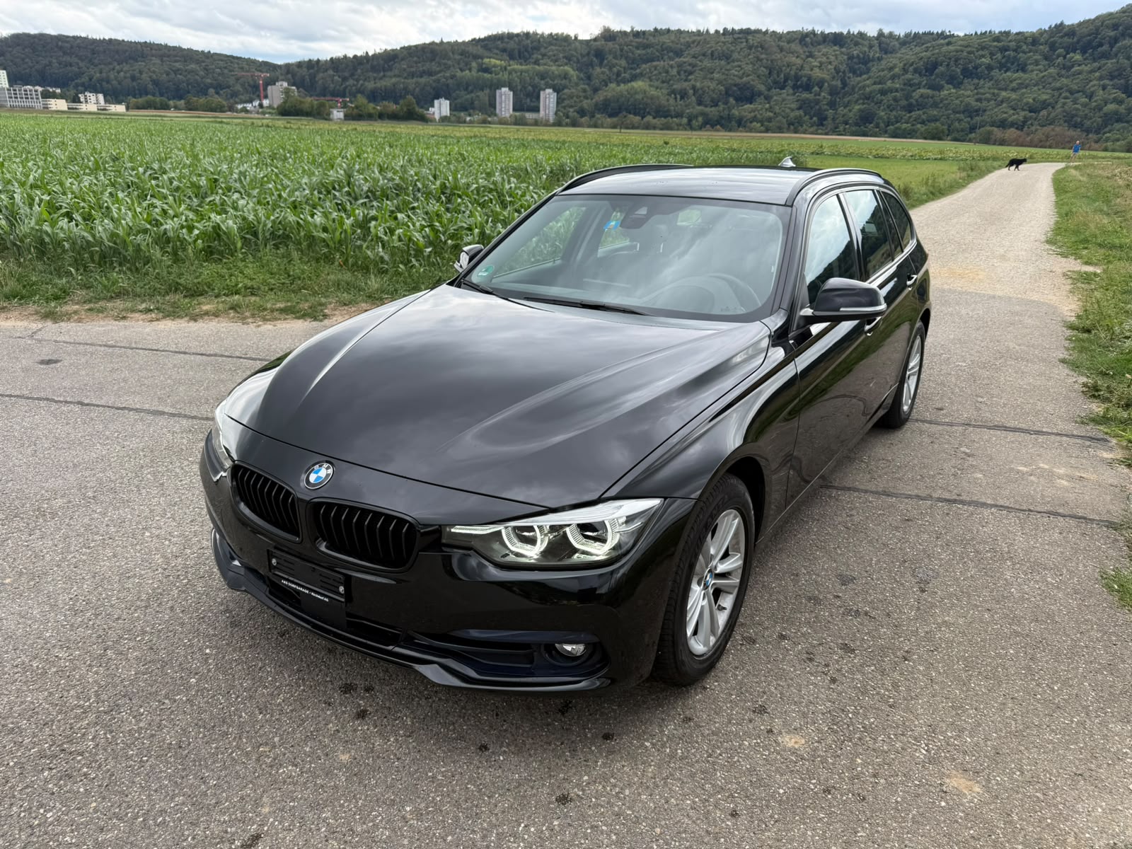 BMW 320d Touring Modern Line Steptronic-image-0