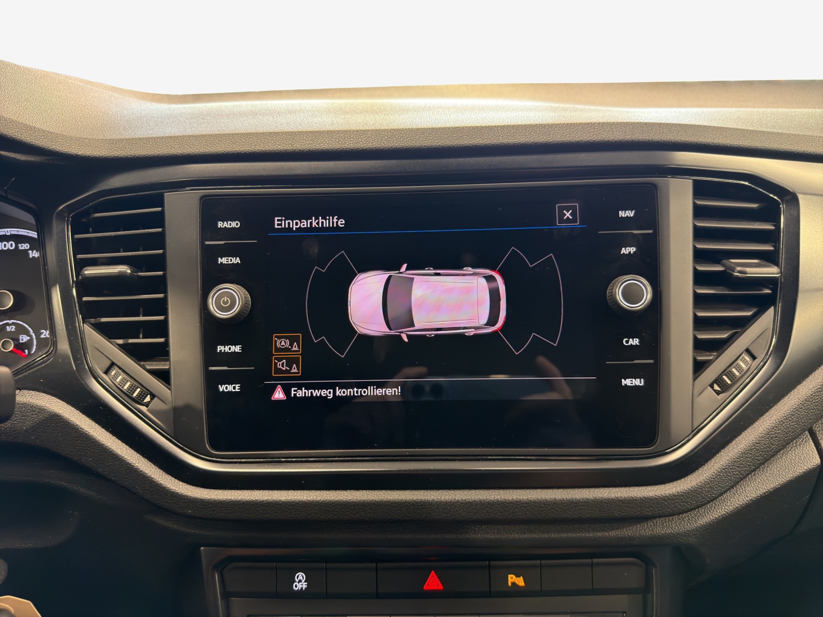 VW T-Roc 1.0 TSI Value-image-14