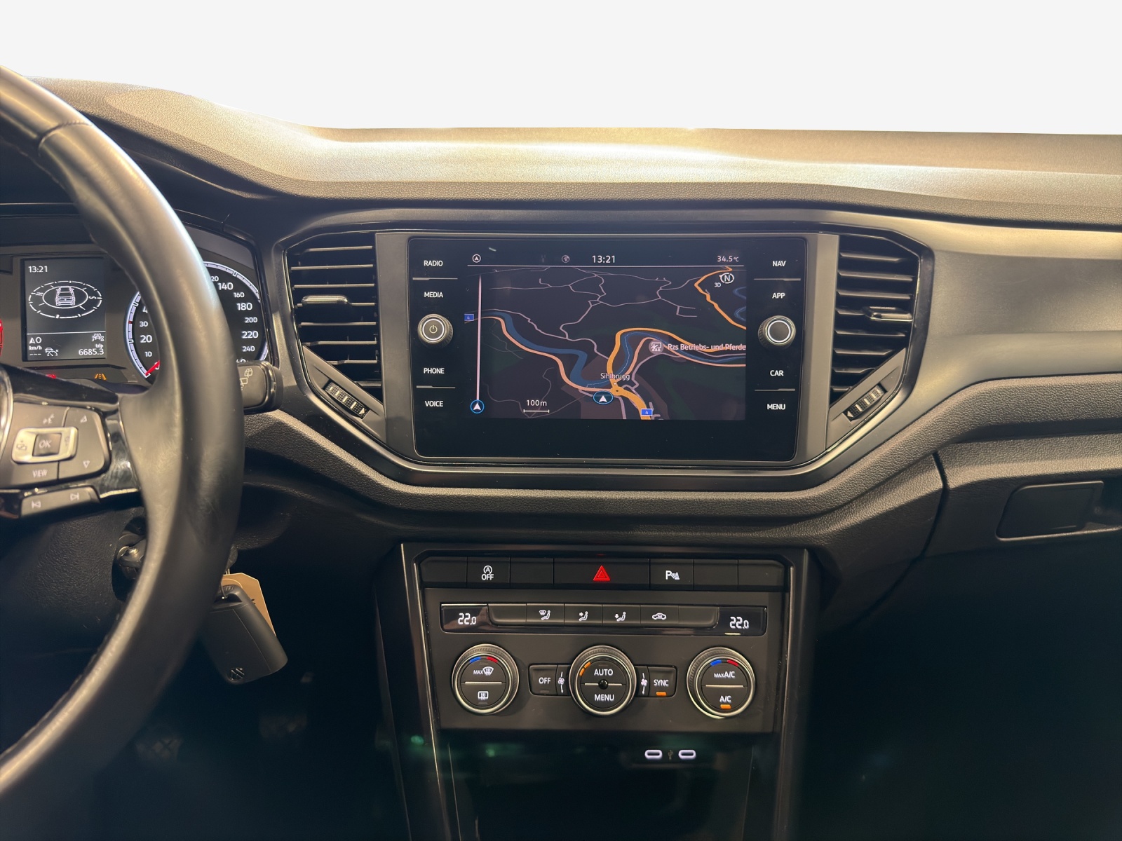 VW T-Roc 1.0 TSI Value-image-10