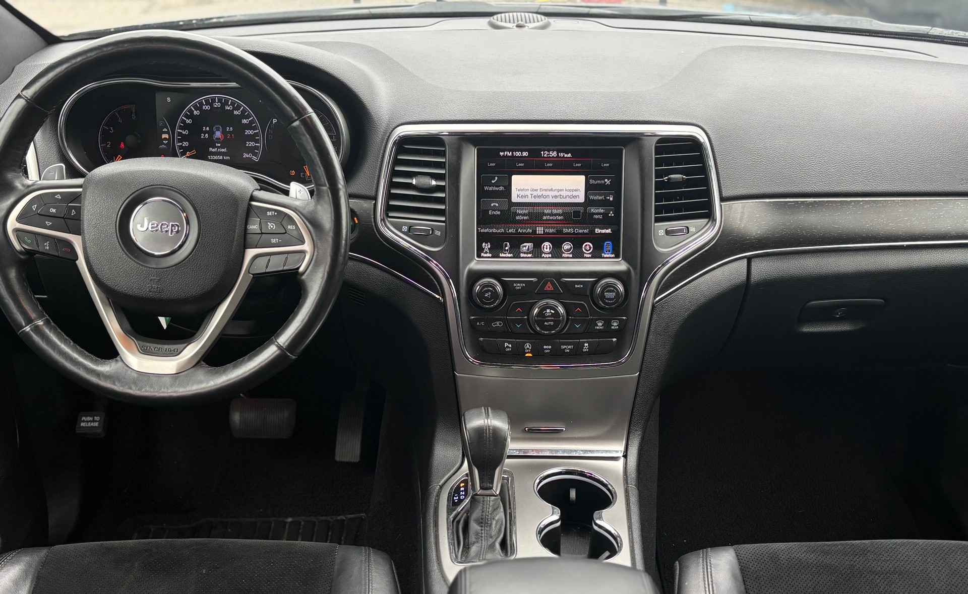 JEEP Grand Cherokee 3.0 CRD Night Eagle Automatic-image-9