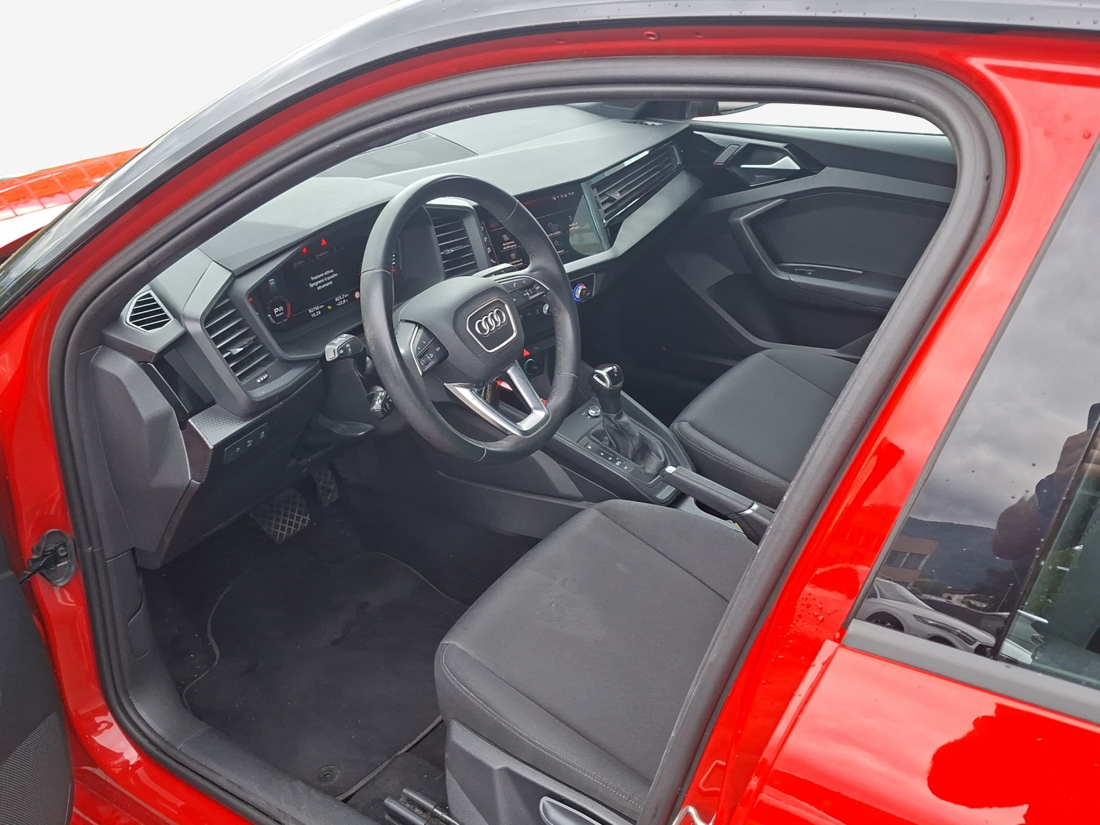 AUDI A1 Sportback 35 TFSI S-tronic-image-15