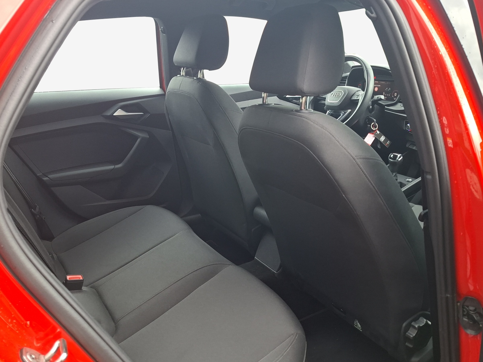 AUDI A1 Sportback 35 TFSI S-tronic-image-13