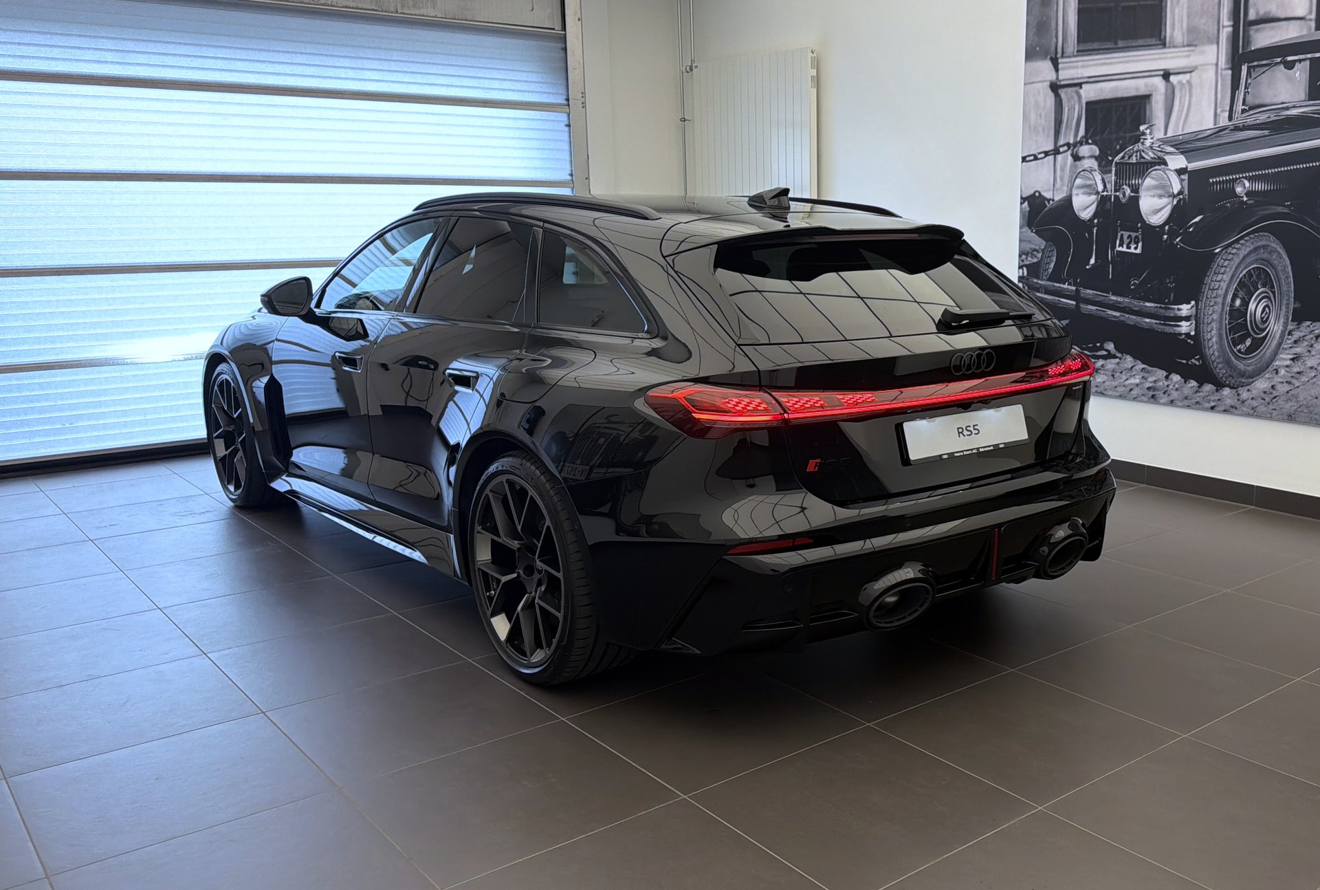 AUDI RS 5 Avant TFSI 470 kW Tiptronic quattro-image-26