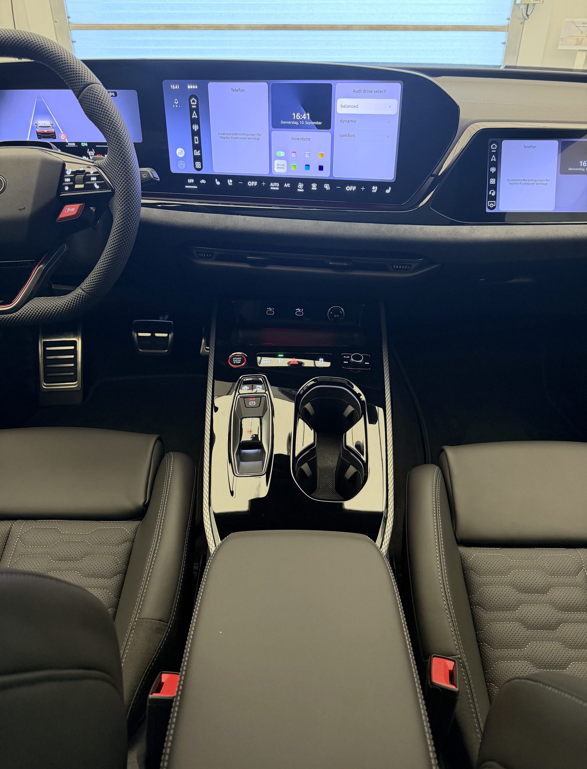 AUDI RS 5 Avant TFSI 470 kW Tiptronic quattro-image-12
