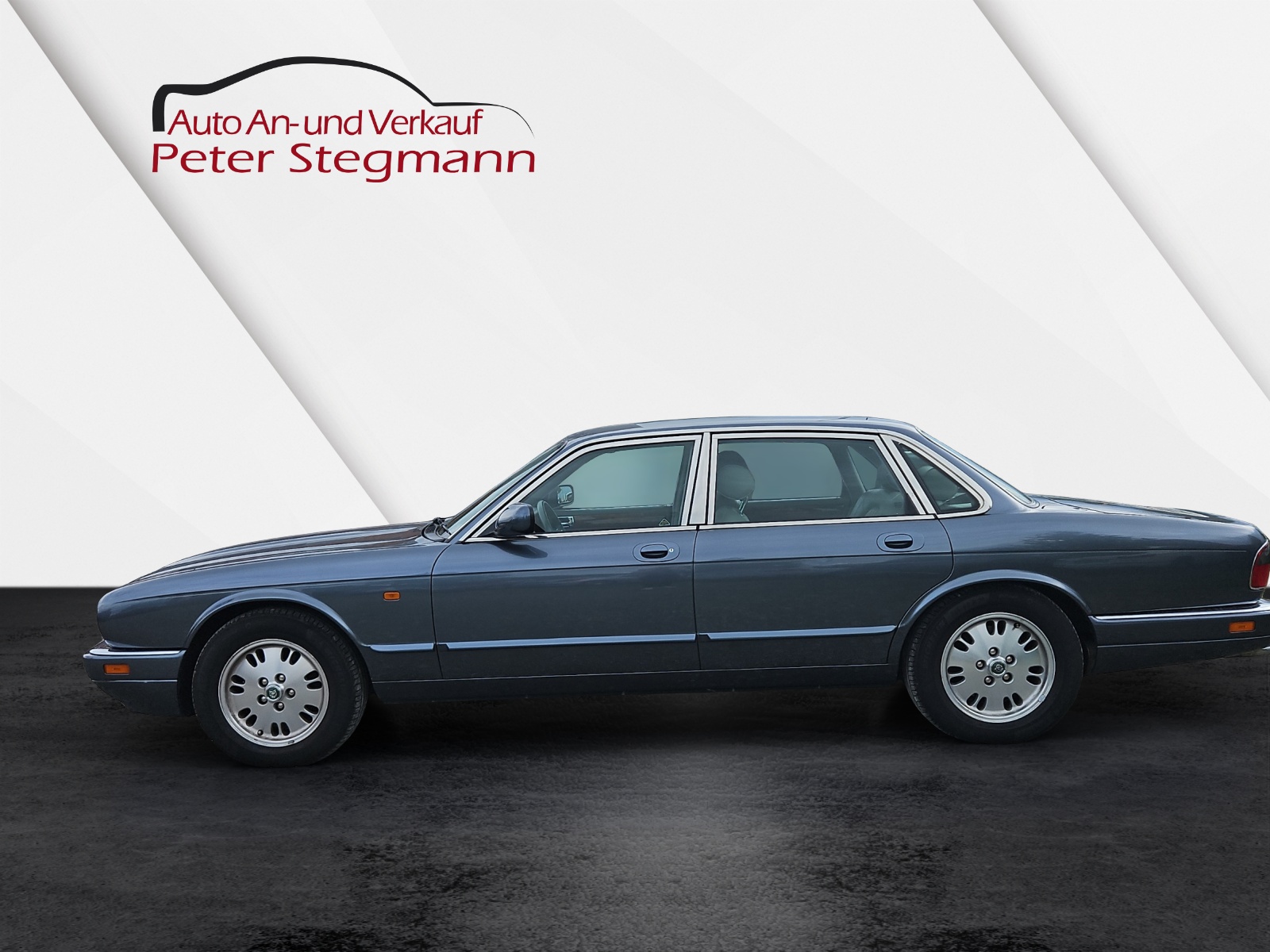 JAGUAR 4,0-24 Soveregin-showroom-element-2