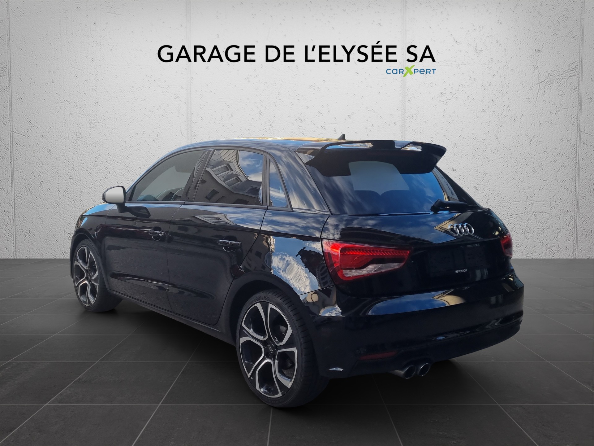AUDI A1 Sportback 1.4 TFSI Sport S-tronic-image-4
