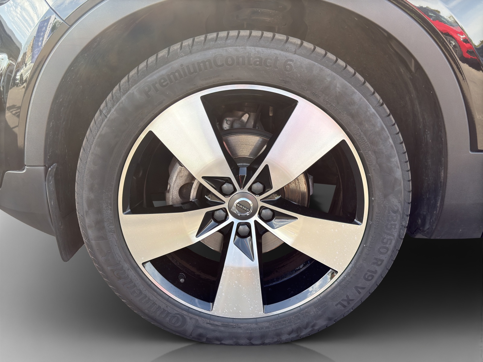 VOLVO XC40 T2 Momentum-image-13