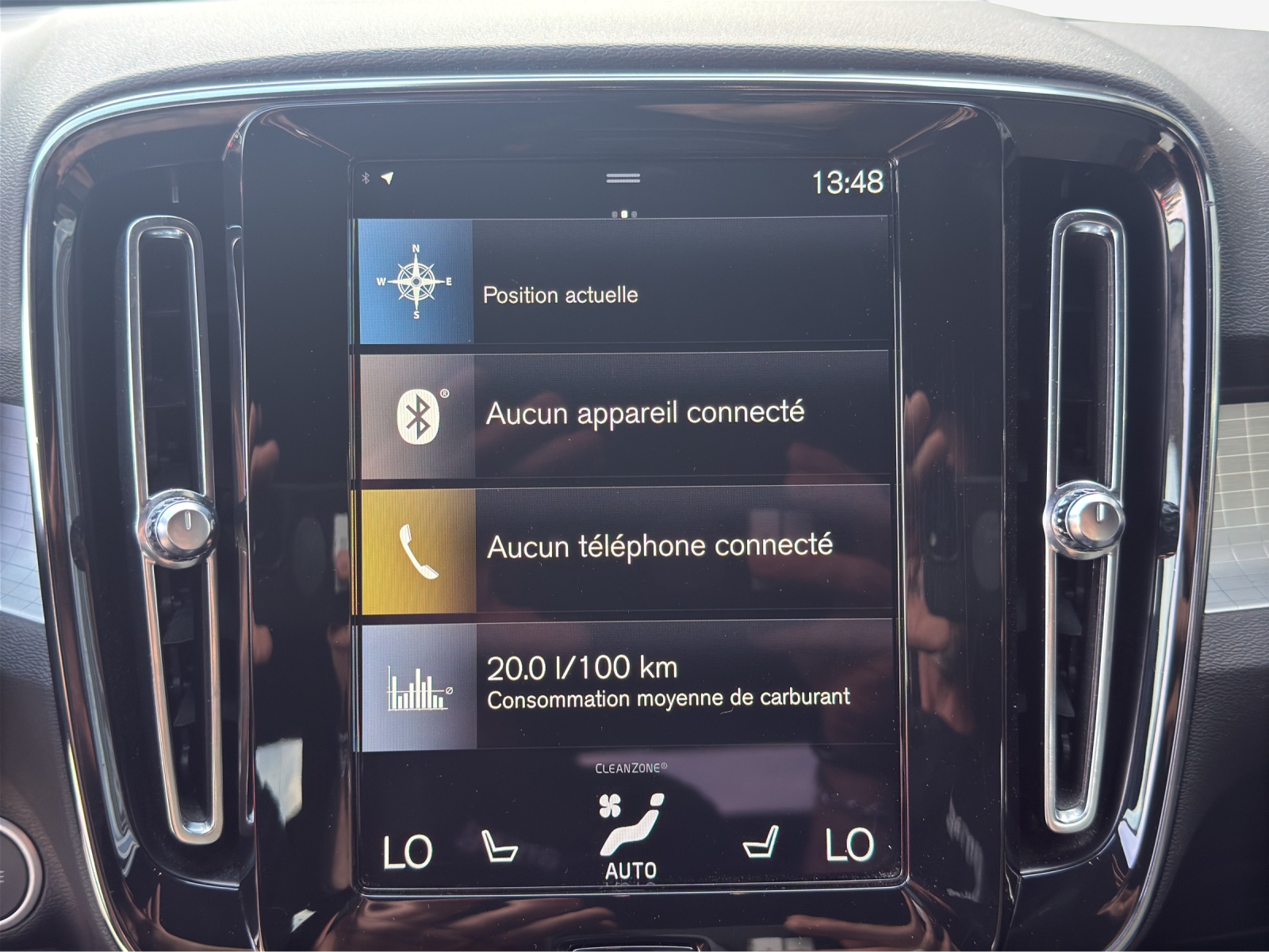 VOLVO XC40 T2 Momentum-image-15
