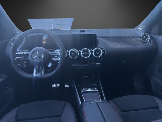 MERCEDES-BENZ GLA AMG 45 S 4M+8G-DCT-image-8