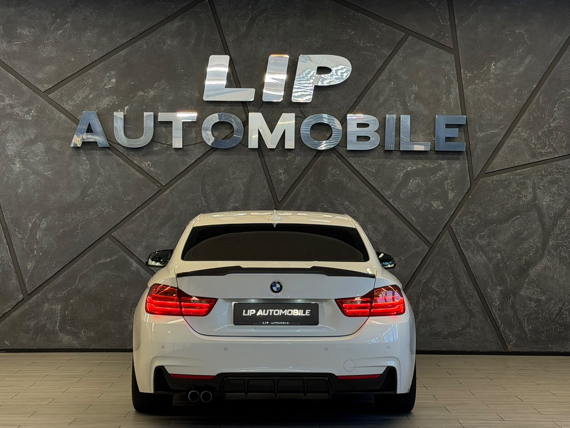 BMW 428i Coupé xDrive Steptronic M-Sportpaket-image-5