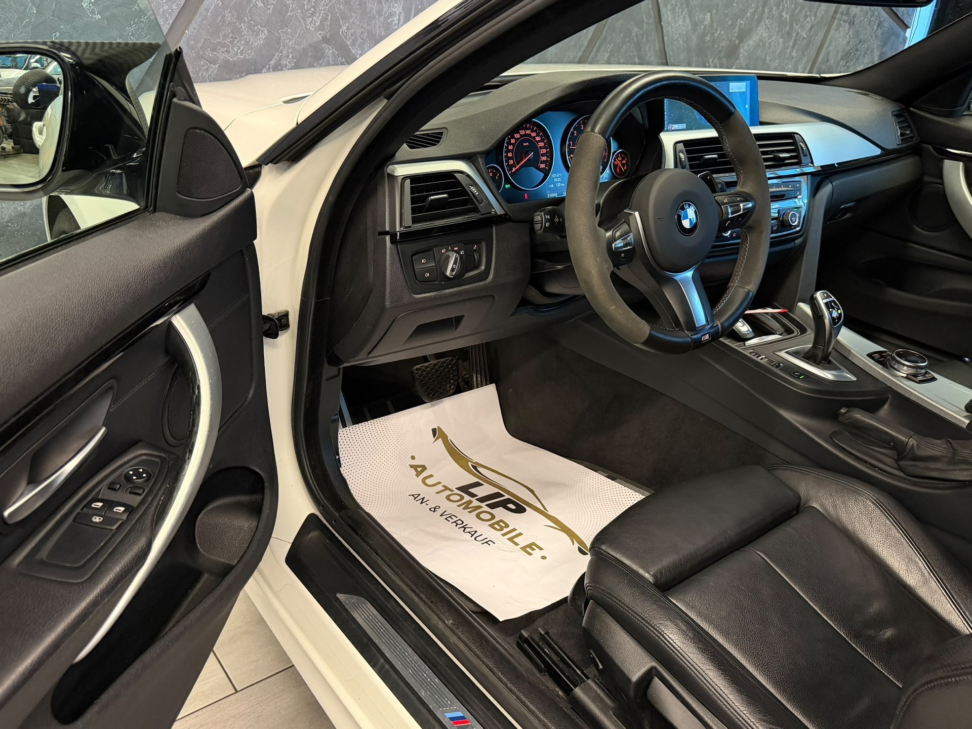 BMW 428i Coupé xDrive Steptronic M-Sportpaket-image-9