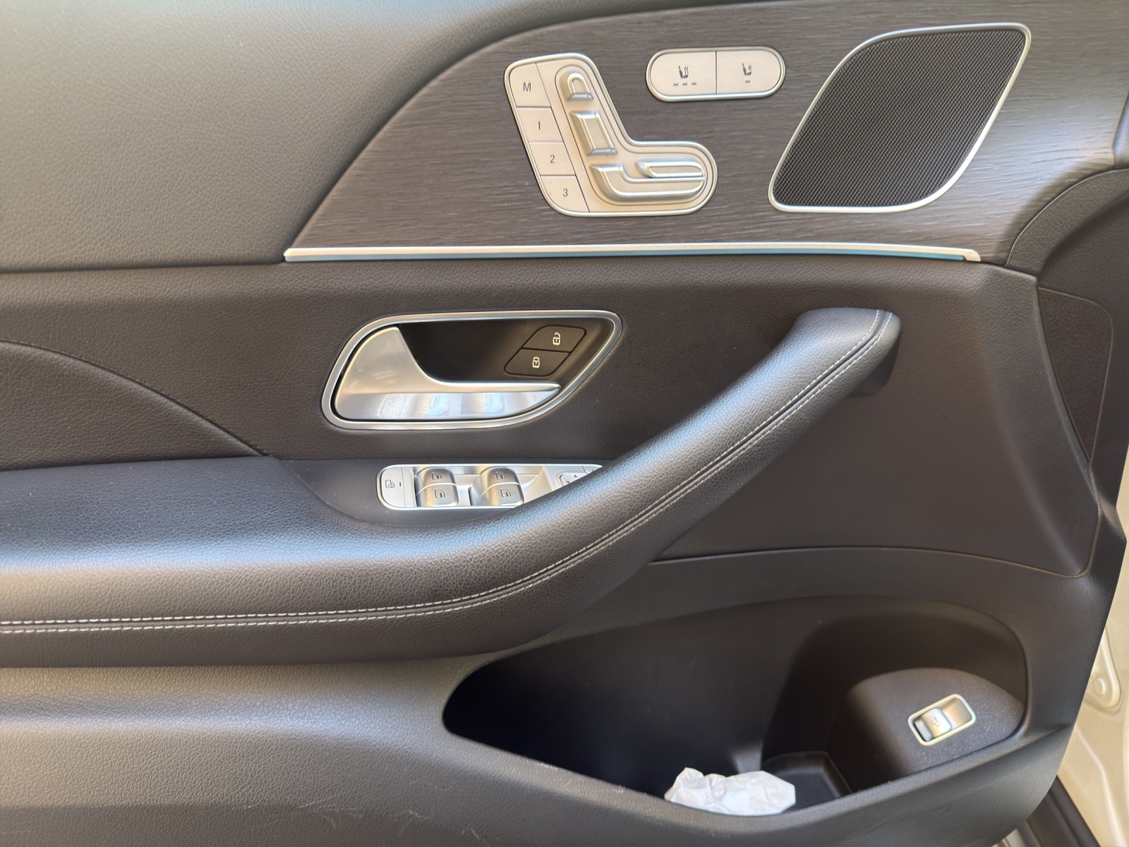MERCEDES-BENZ GLE 300 d 4M - AMG / DISTRONIC / 360 Grad Kamera / Memory-Paket-image-12