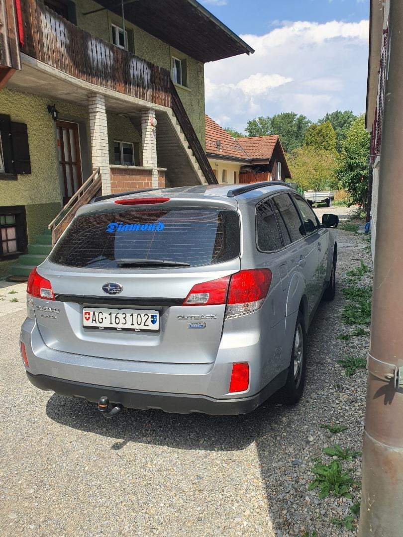 SUBARU Outback 2.0D Advantage AWD Lineartronic-image-5