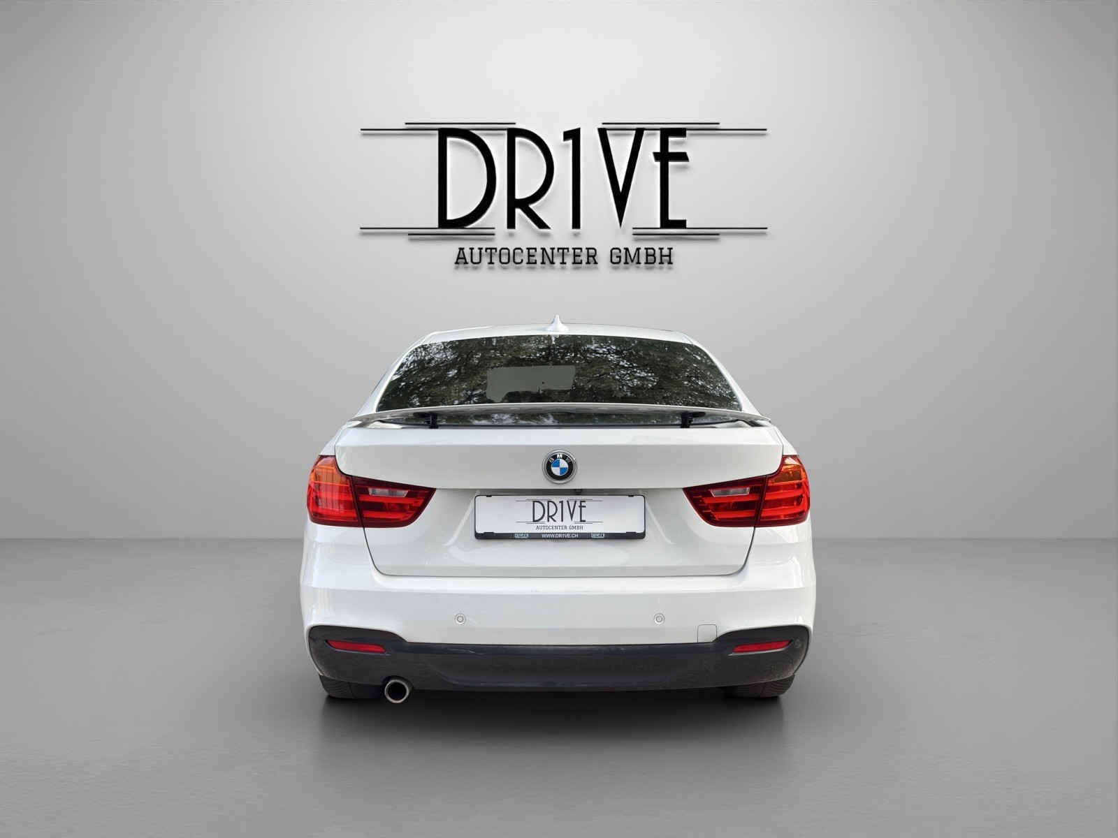 BMW 320d GT Steptronic-image-5