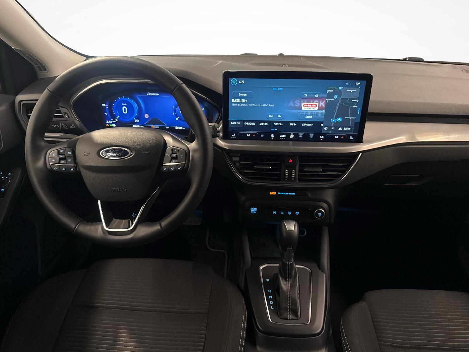 FORD Focus 1.0i EcoB Hybrid 155 Titanium X-image-8