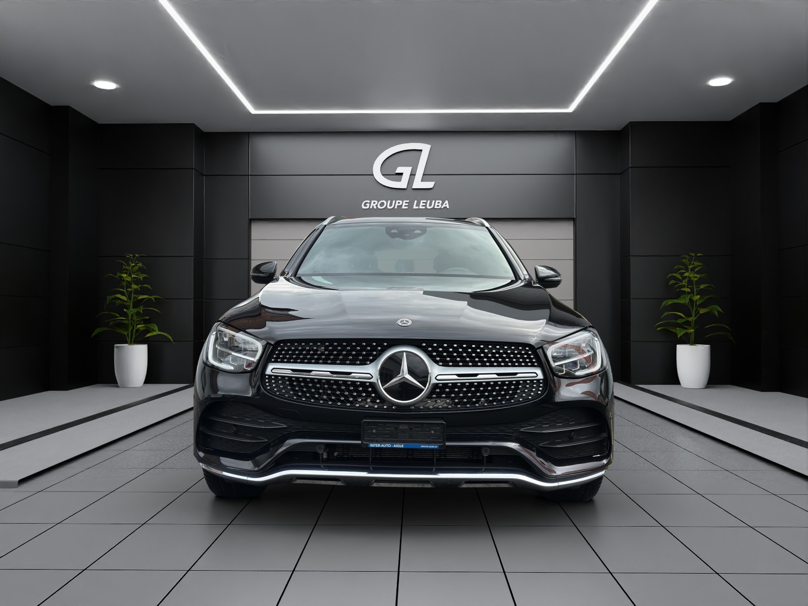 MERCEDES-BENZ GLC 200 AMG Line 4Matic-image-1