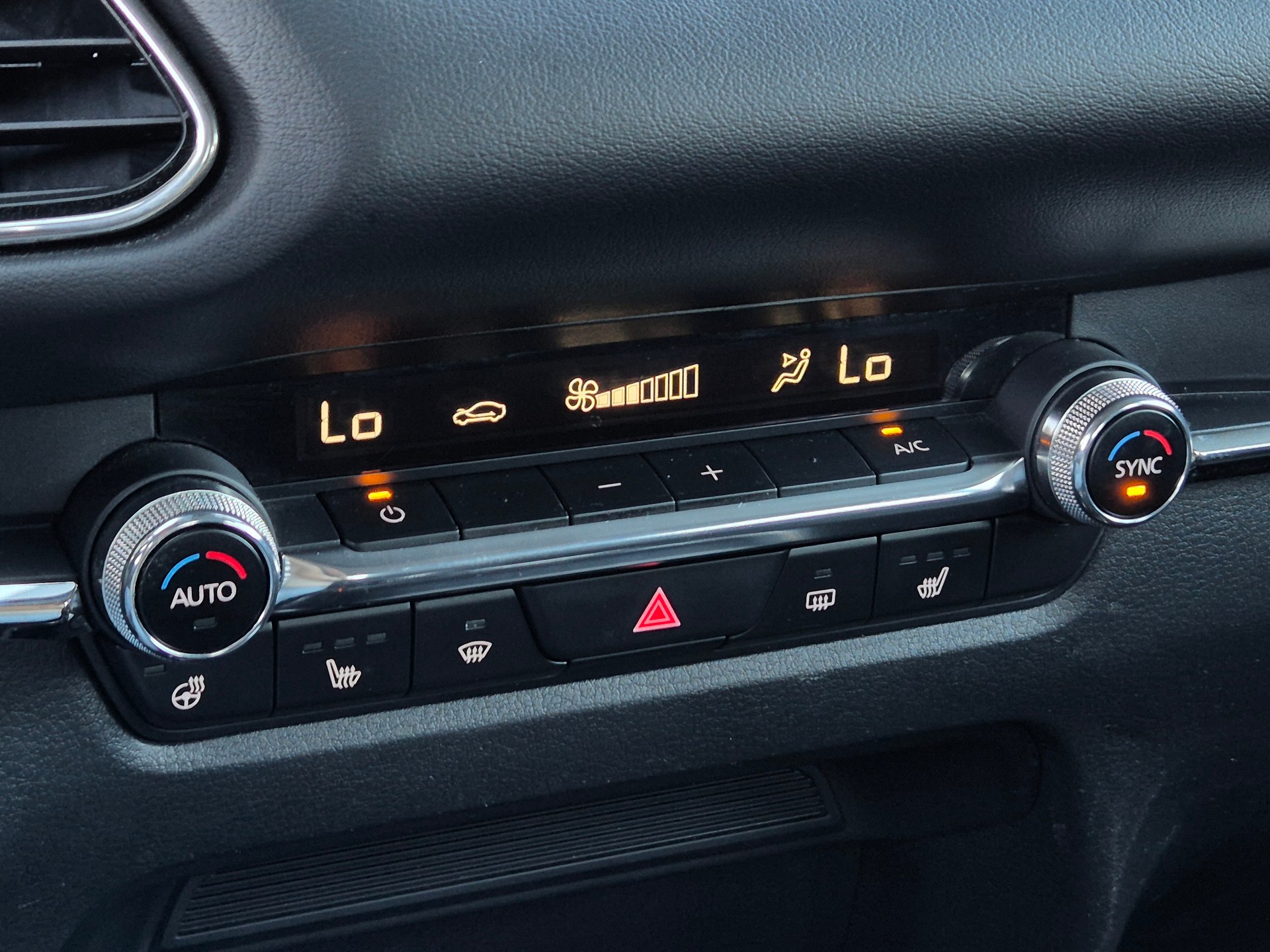 MAZDA CX-30 SKYACTIV-G 150 M Hybrid FWD Ambition Plus Automat-image-23