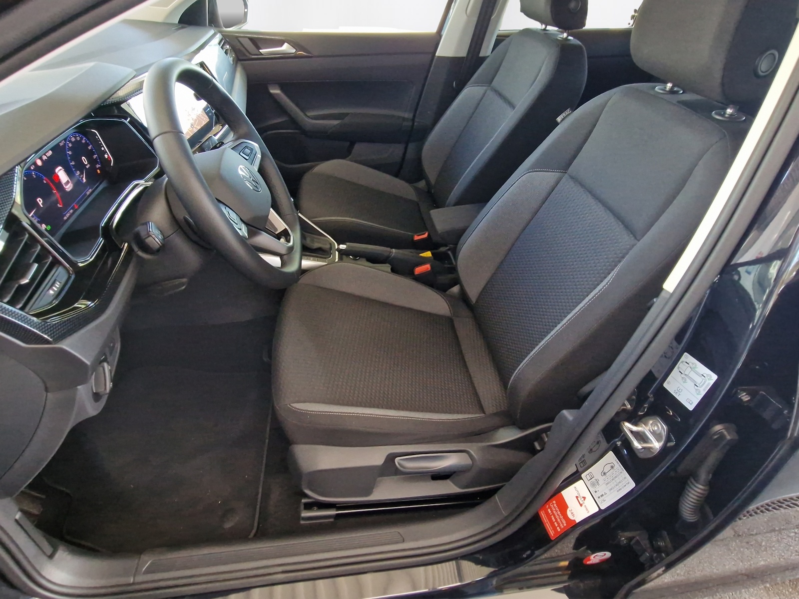 VW Polo 1.0 TSI Life DSG-image-9
