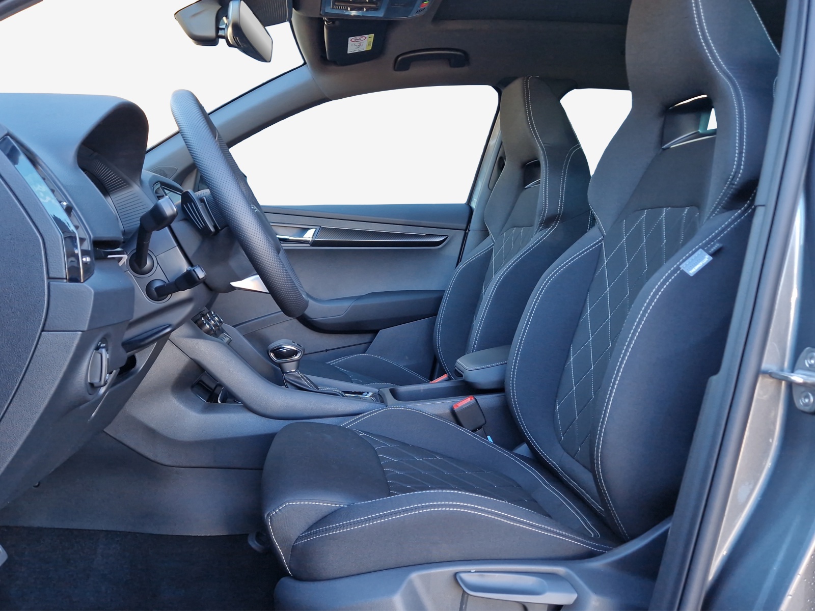 SKODA Karoq 1.5 TSI SportLine DSG-image-7