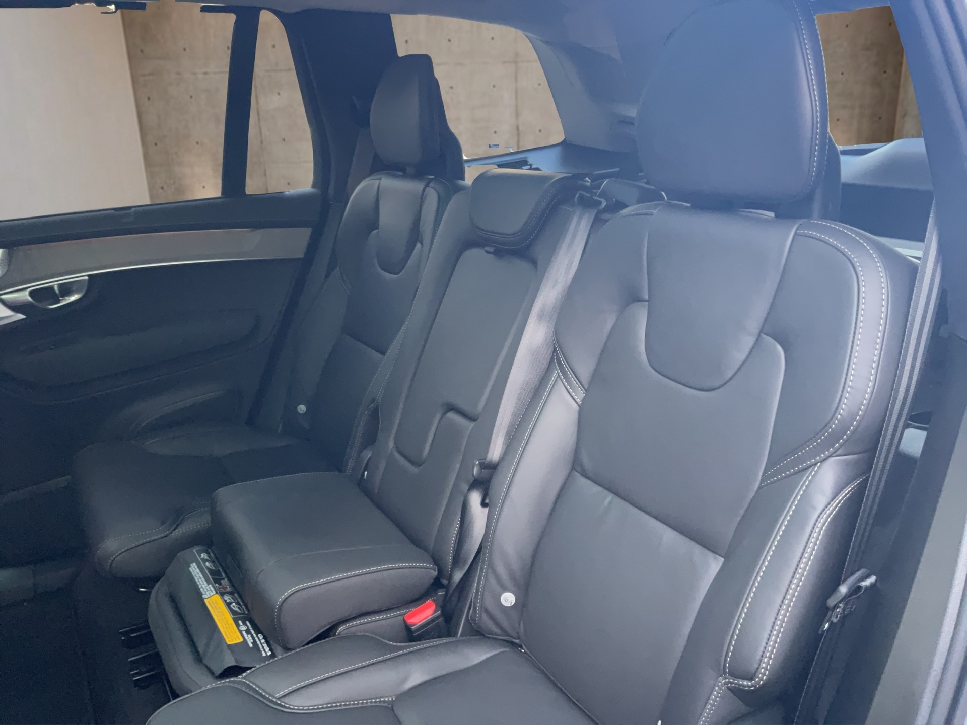 VOLVO XC90 2.0 T8 TE XCLUSIVE Edition Dark eAWD-image-11