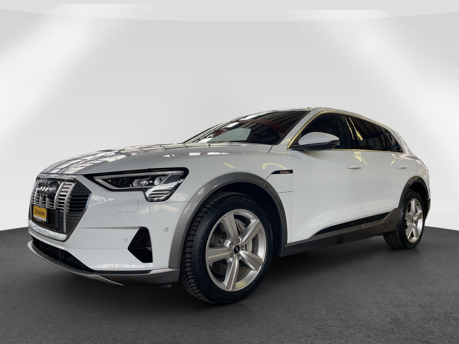 AUDI e-tron 55 Advanced quattro-image-2
