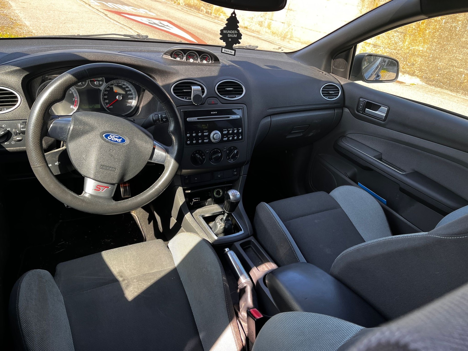 FORD Focus 2.5 Turbo ST-image-6