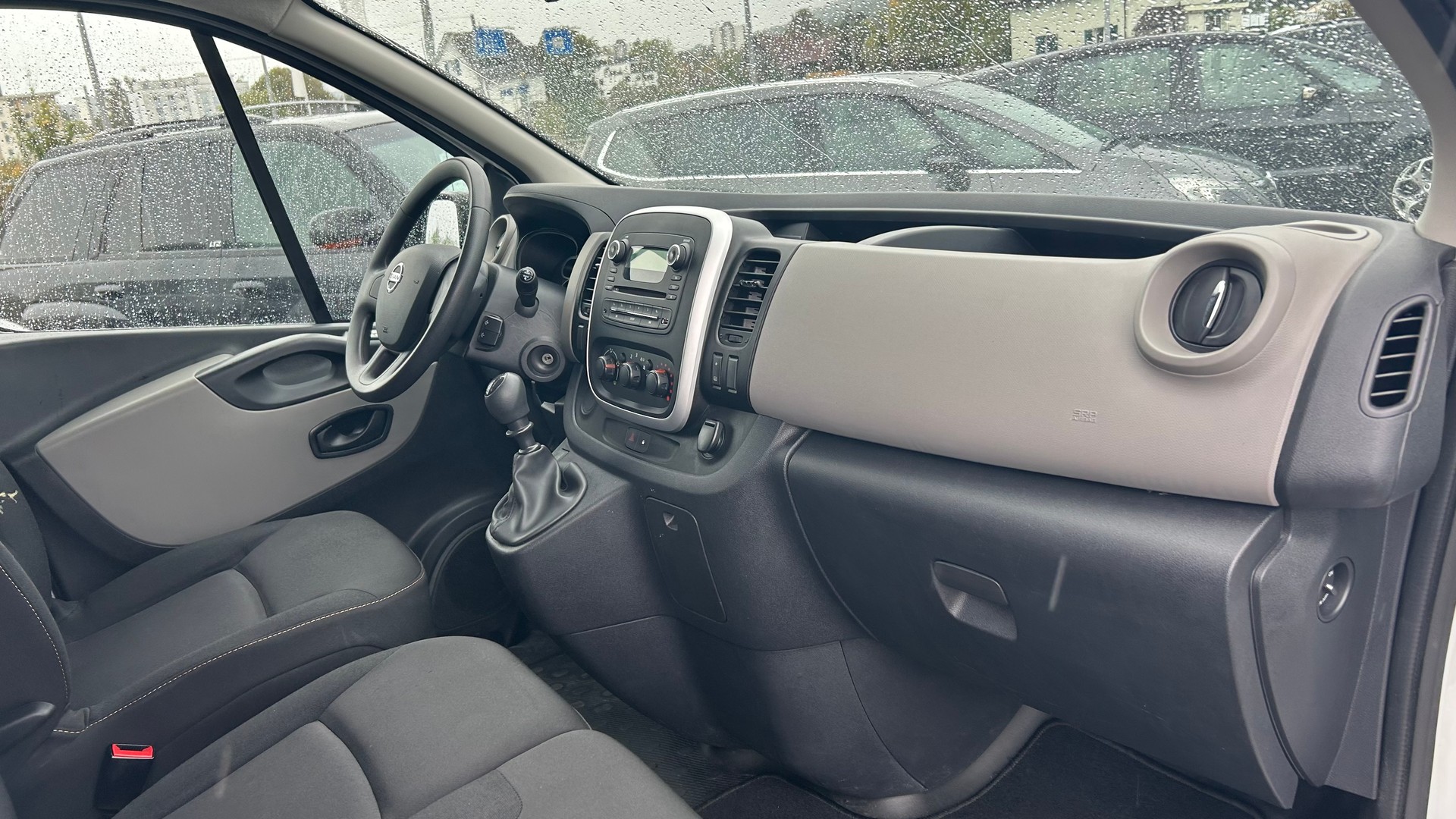 NISSAN NV300 dCi 120 2.9 L2H1 Pro-image-10