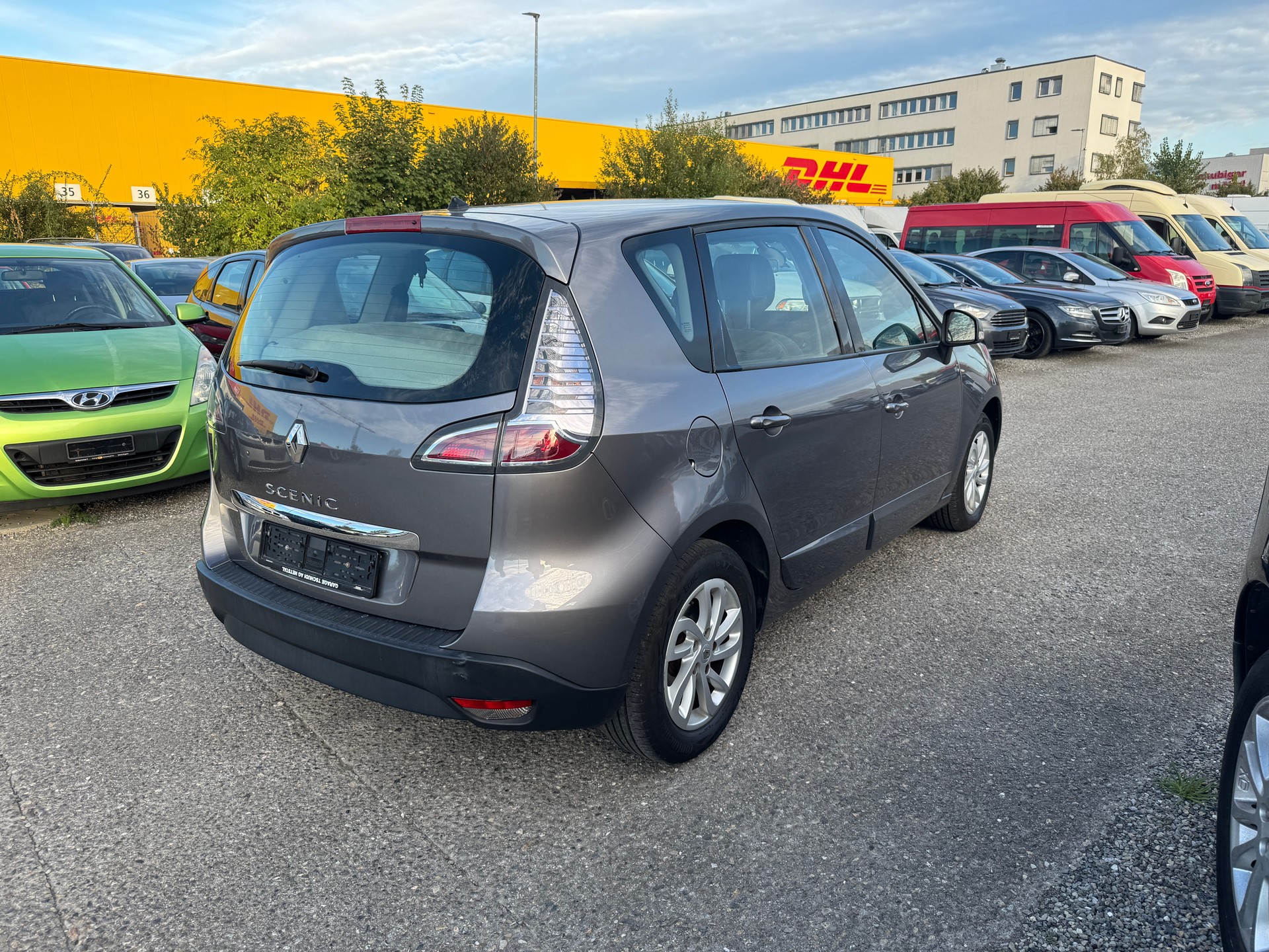 RENAULT Scénic 2.0 16V Dynamique X-Tronic CVT-image-4