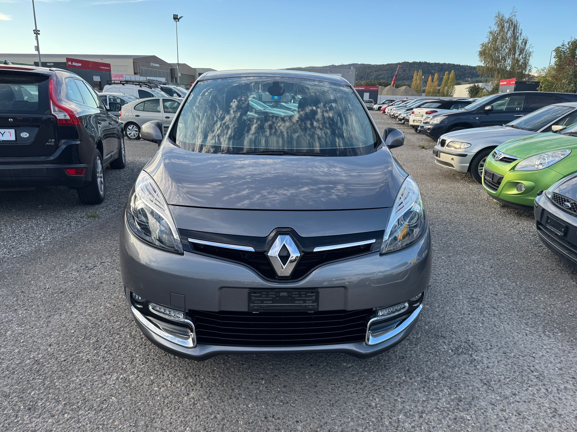 RENAULT Scénic 2.0 16V Dynamique X-Tronic CVT-image-0