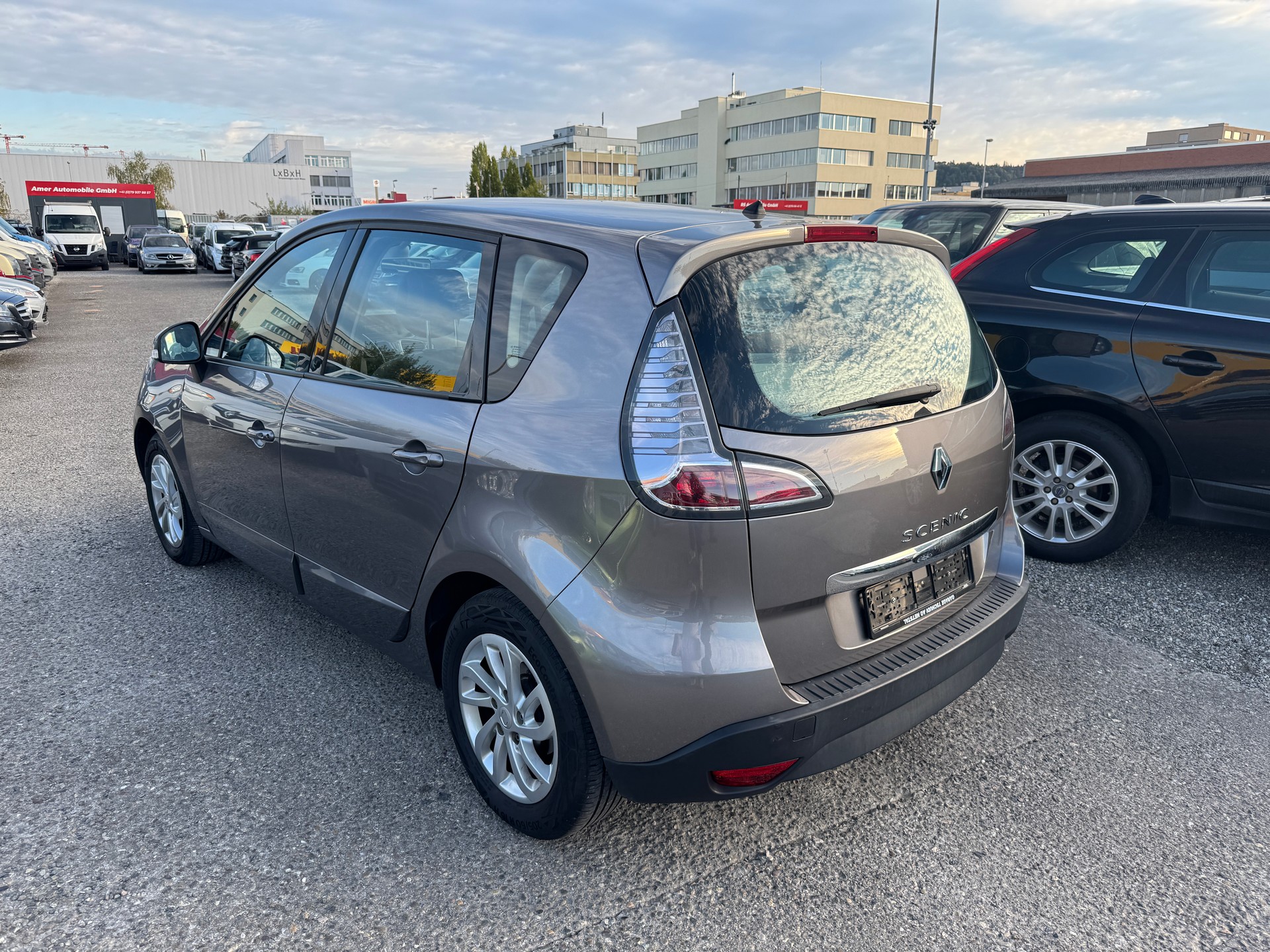 RENAULT Scénic 2.0 16V Dynamique X-Tronic CVT-image-5