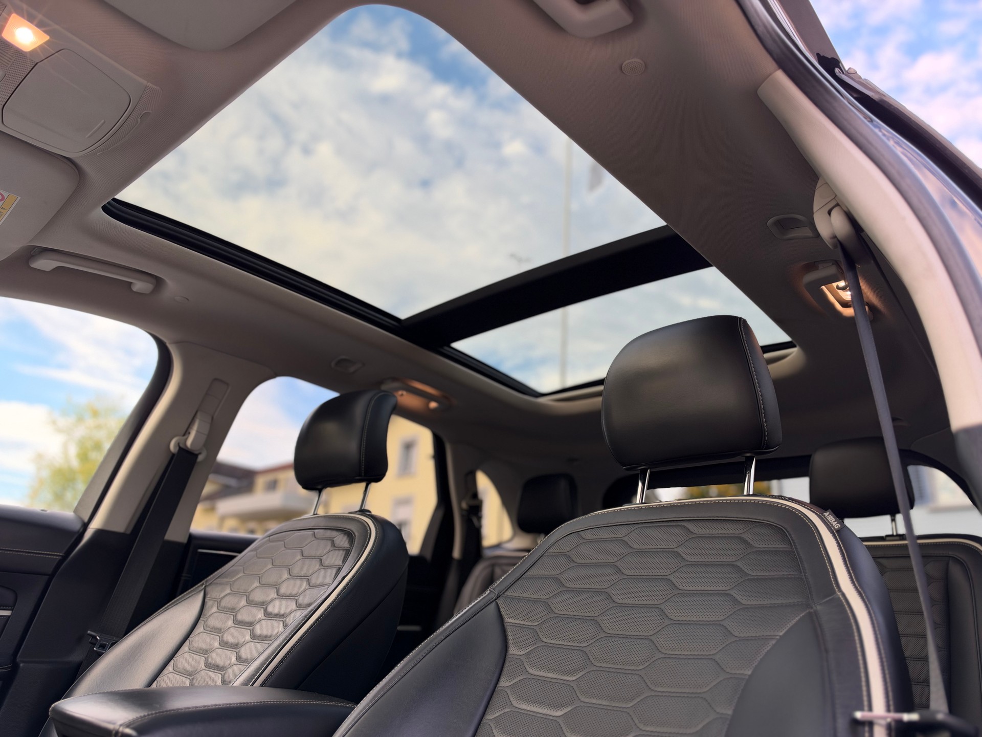 FORD Edge 2.0 TDCi Vignale 4WD PowerShift-image-13