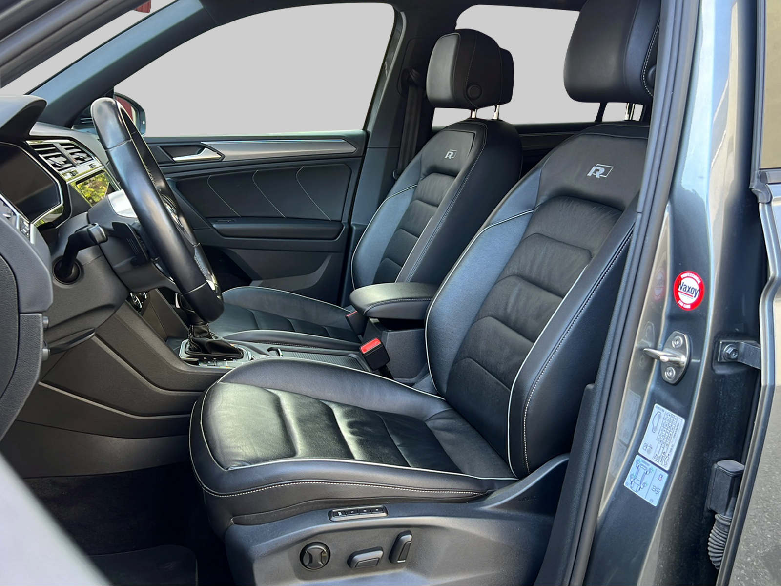 VW Tiguan 2.0 TDI SCR Highline 4Motion DSG-image-7