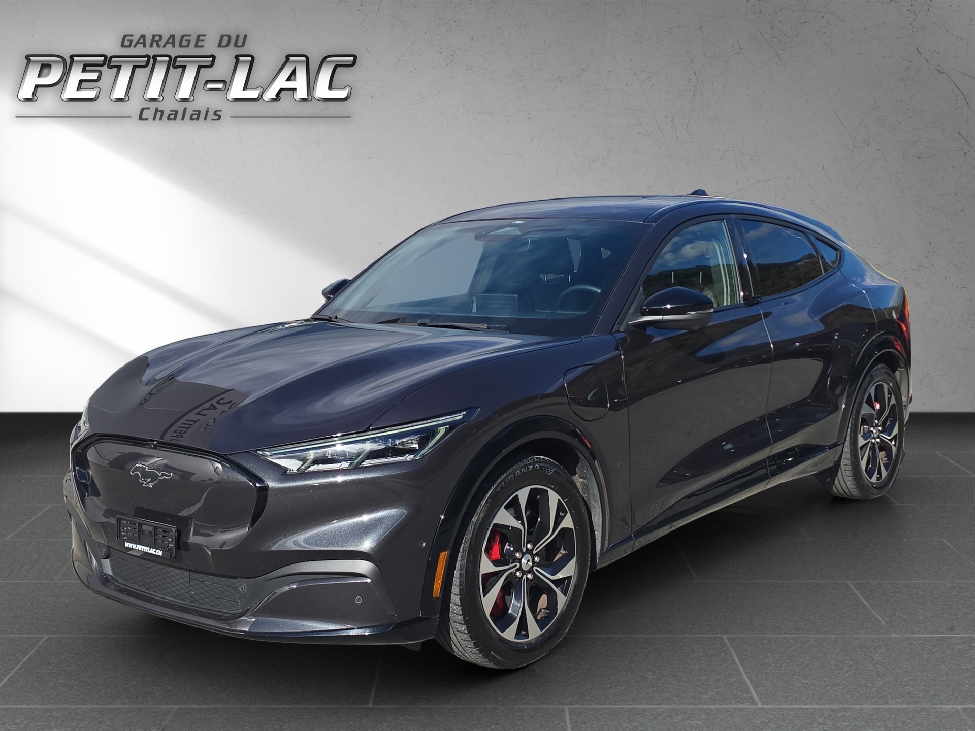 FORD Mustang MACH-E Premium AWD 72.6 kWh-image-7