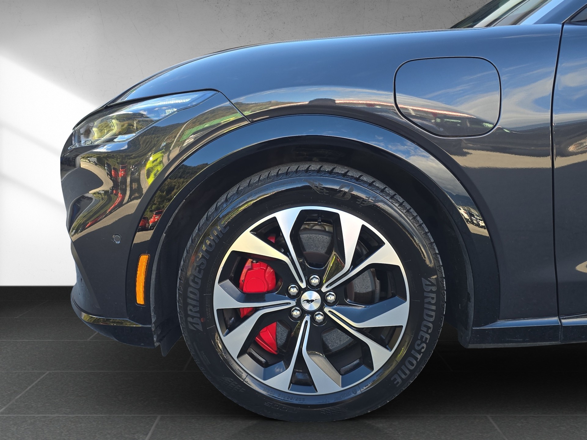 FORD Mustang MACH-E Premium AWD 72.6 kWh-image-15