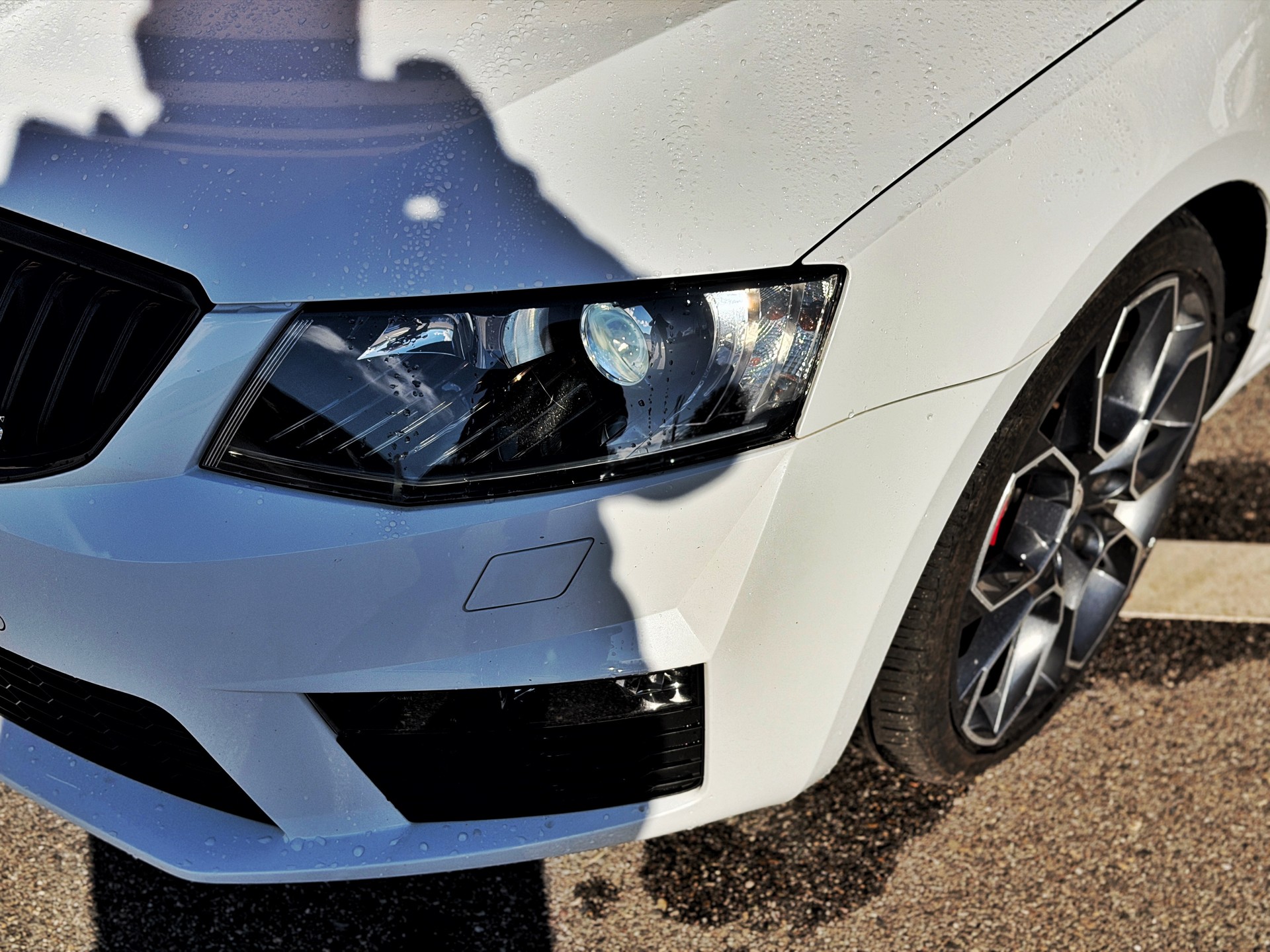SKODA Octavia Combi 2.0 TDI RS 4x4 DSG-image-9