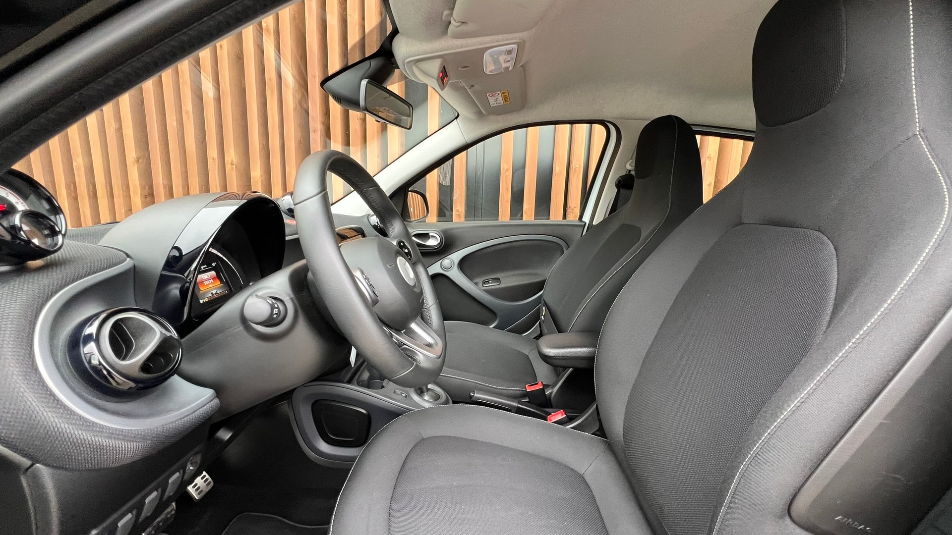 SMART FORFOUR TWINMATIC CITYPASSION BRABUS STYLE TWINMATIC l 90 PS-image-24