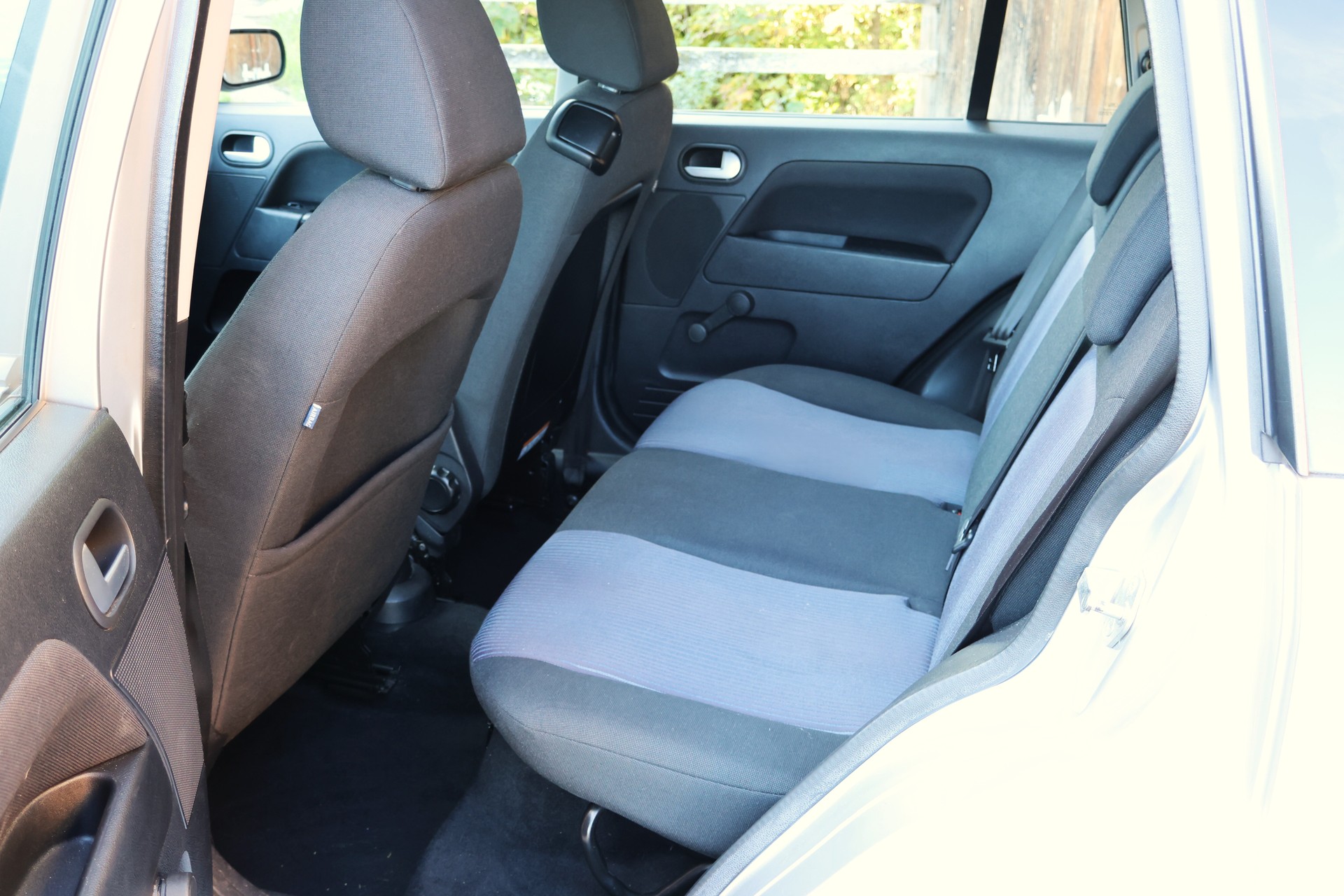 FORD Fusion 1.6 16V Trend-image-10