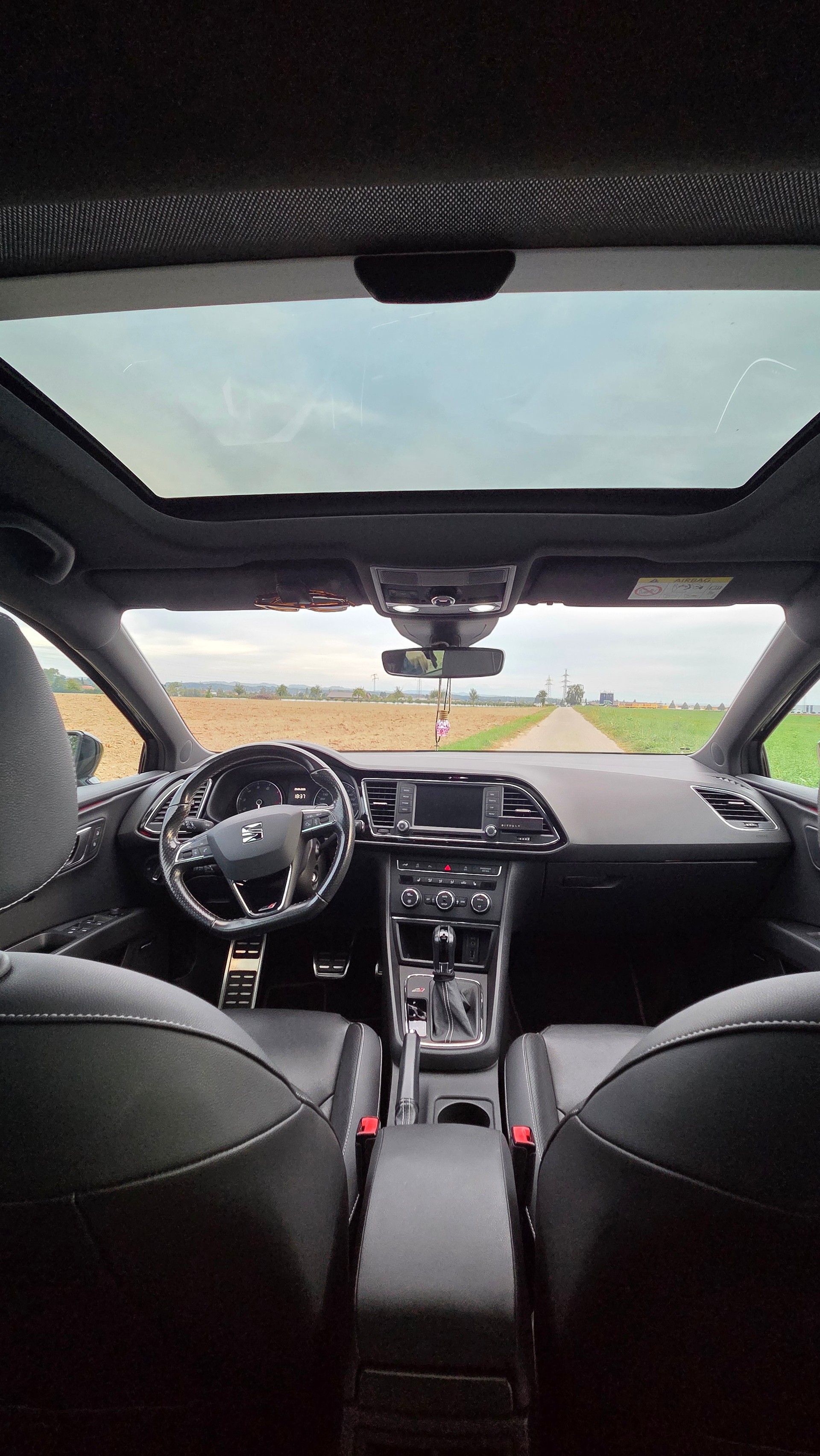 SEAT 2.0 TSI 290 Cupra DSG-image-5