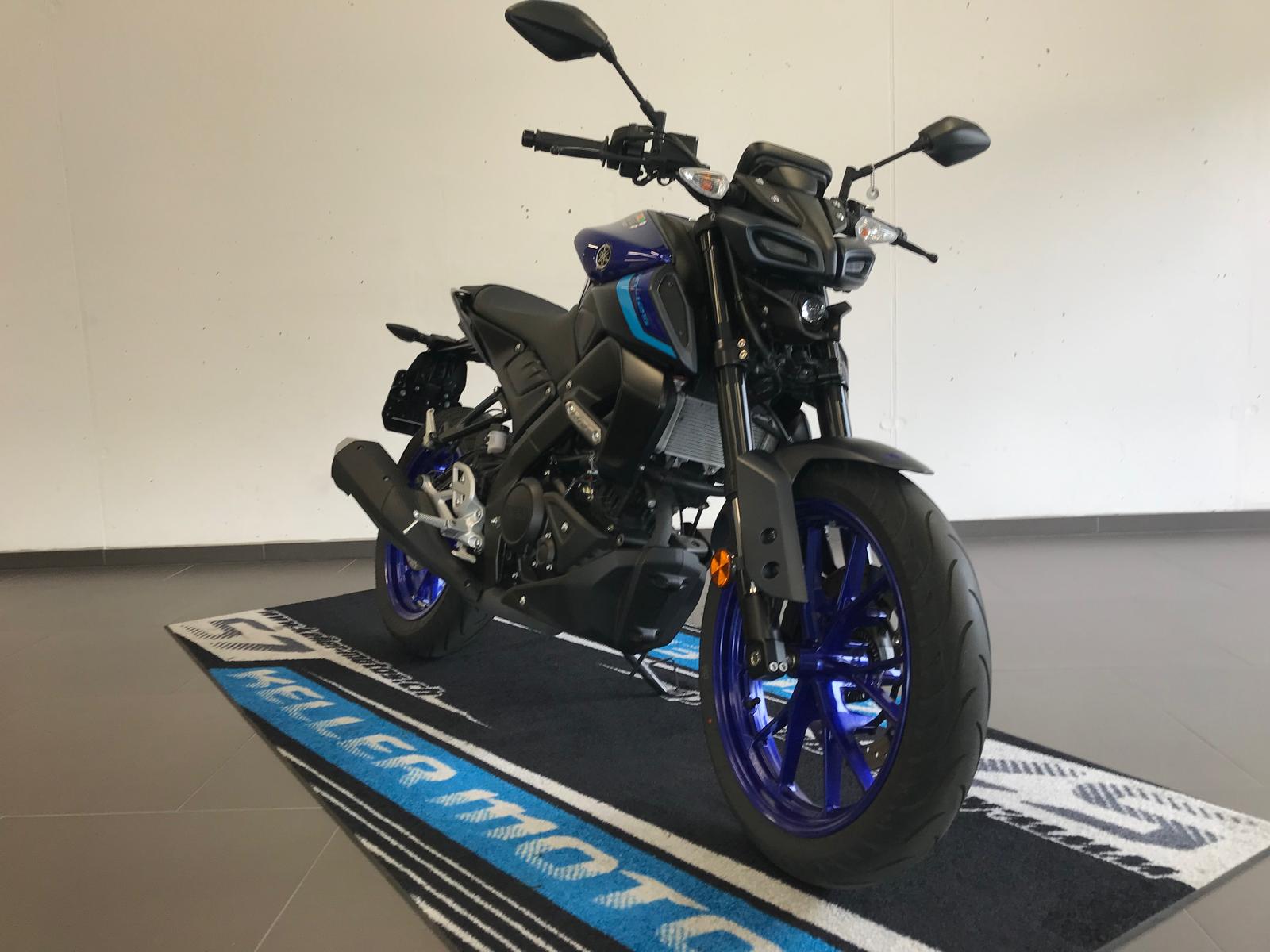 YAMAHA MT-125 ABS-showroom-element-2
